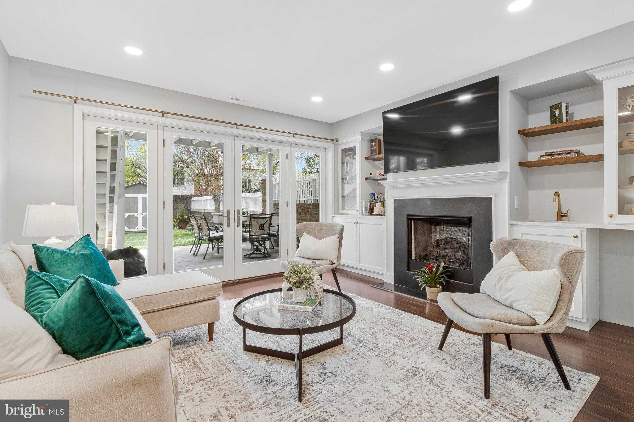 816 S Pitt St photo 83