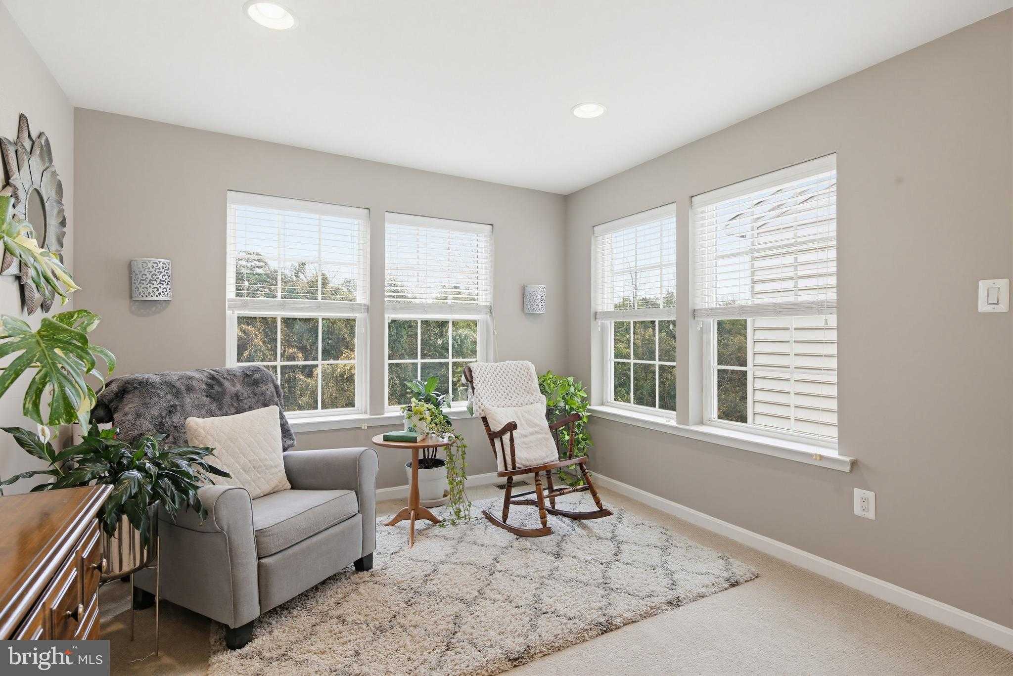 1412 Sherman CT photo 16