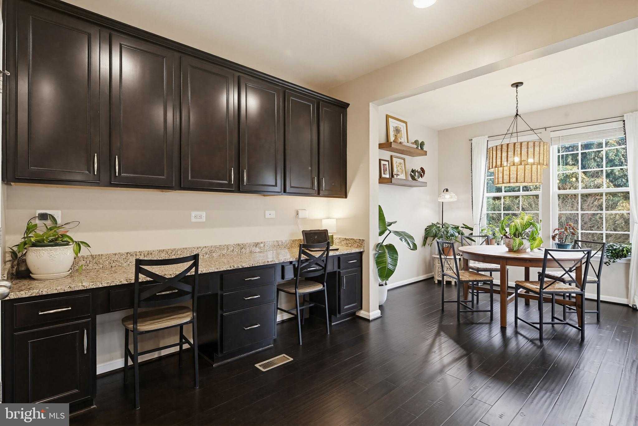 1412 Sherman CT photo 8