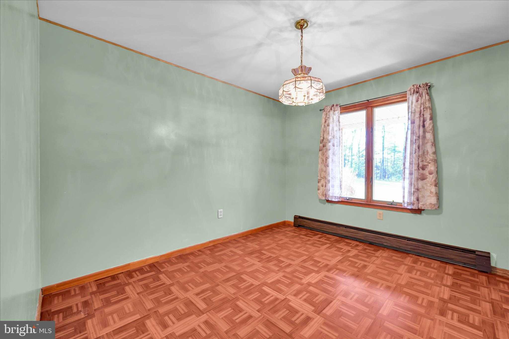 1039 Summer Hill Rd photo 14