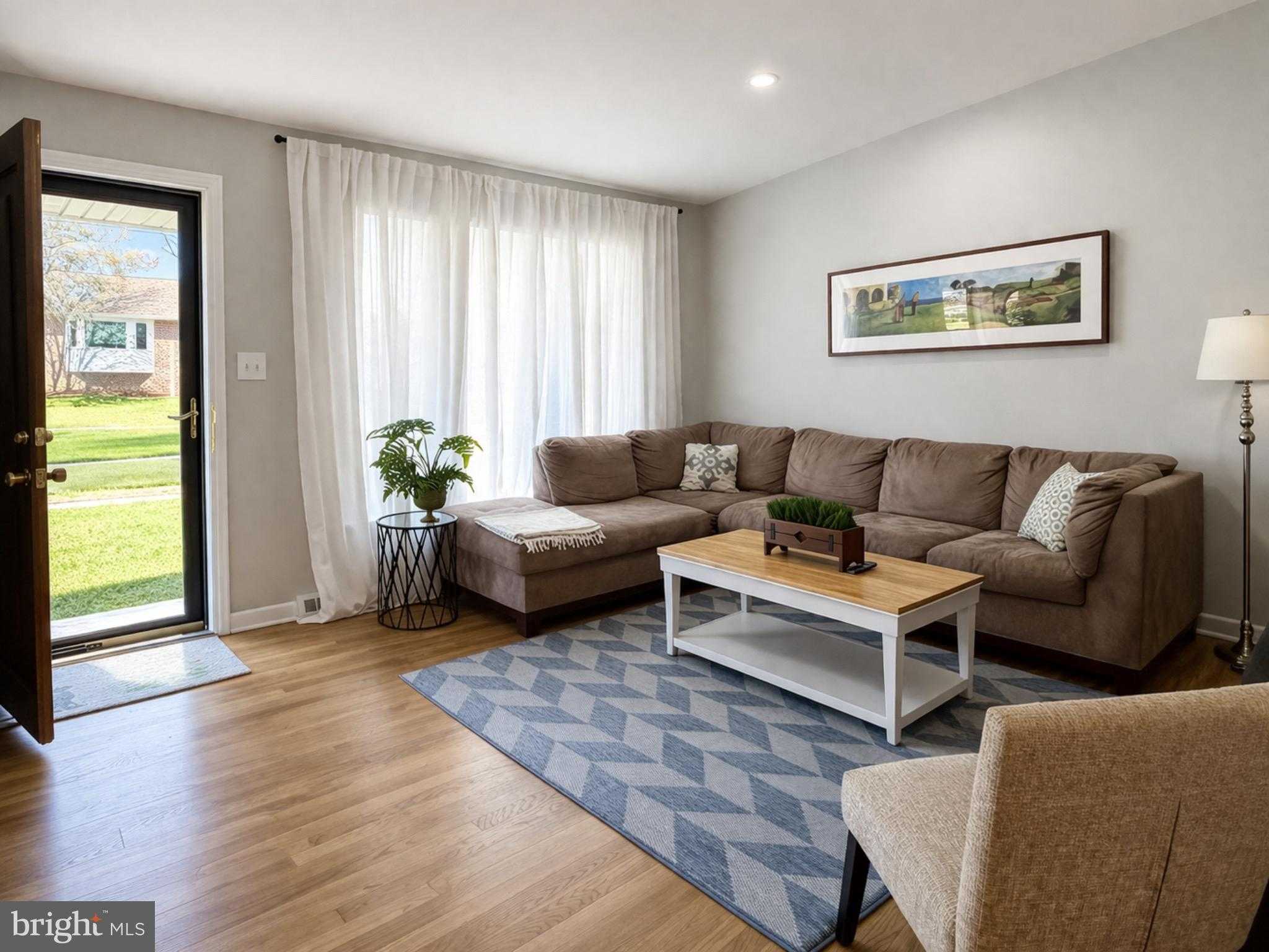 9800 Clanford Rd photo 3