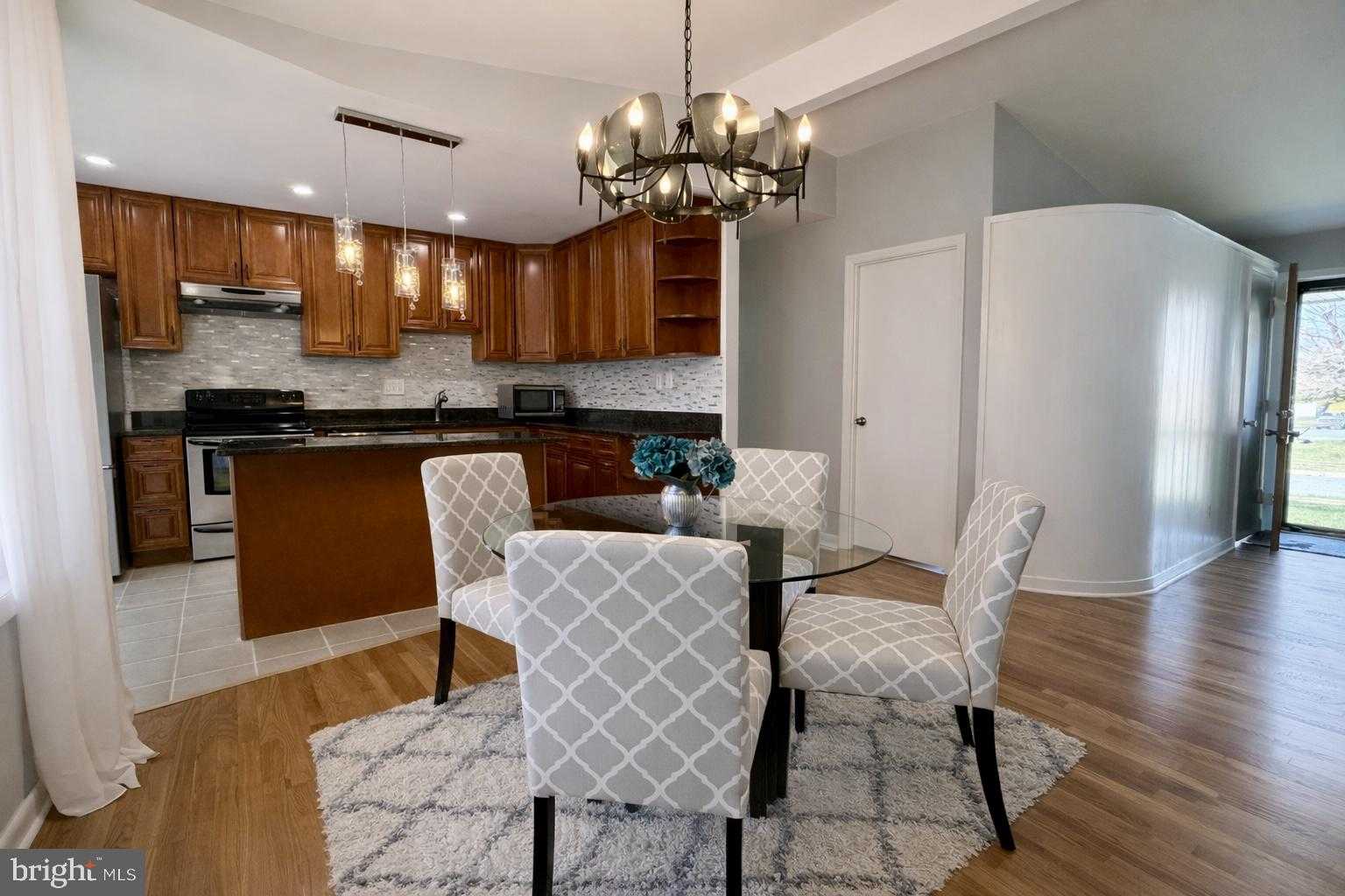 9800 Clanford Rd photo 6