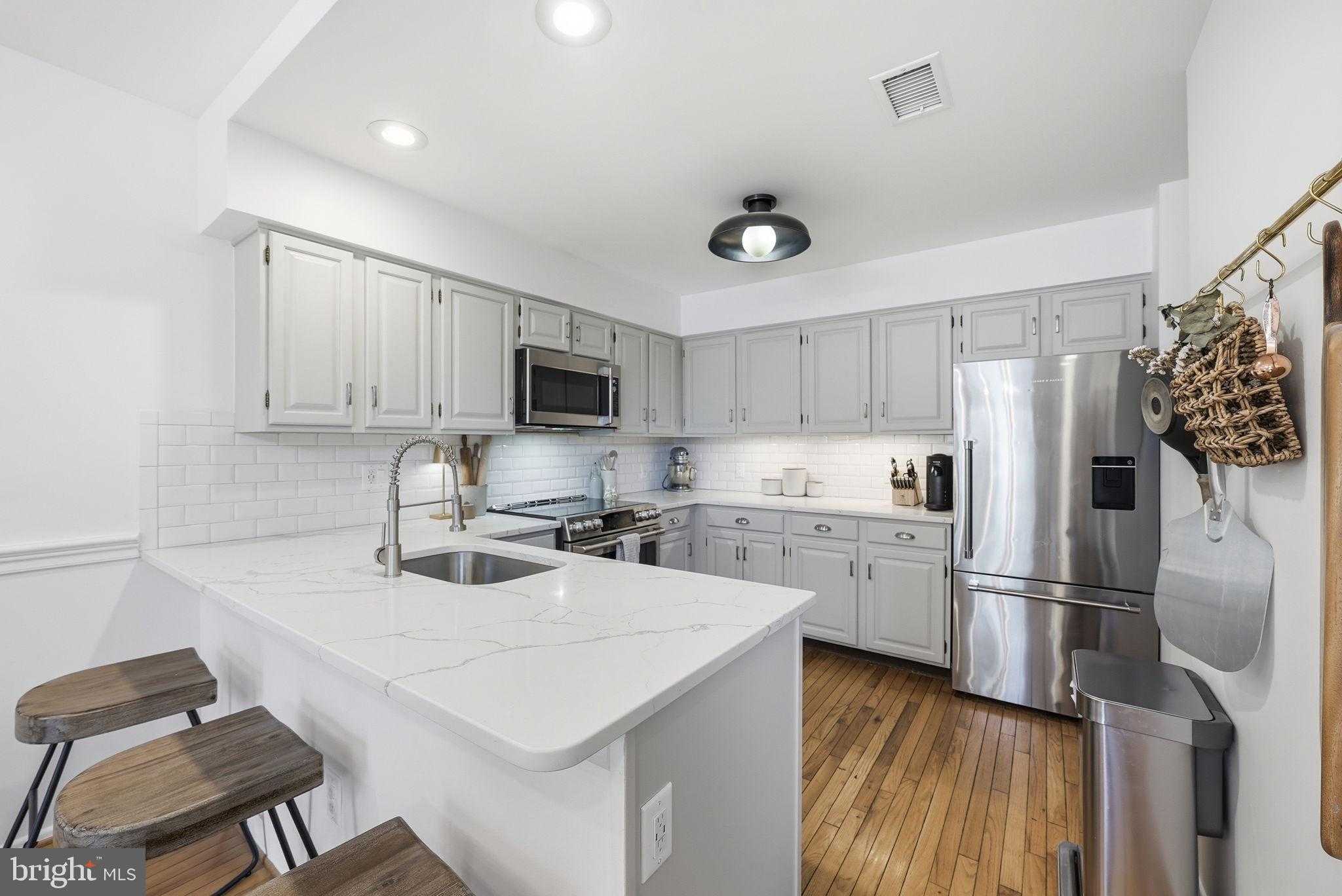 3853 Alder Woods CT photo 13