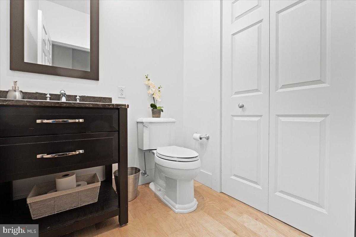 509 Bogart Pl Apt 202 photo 24