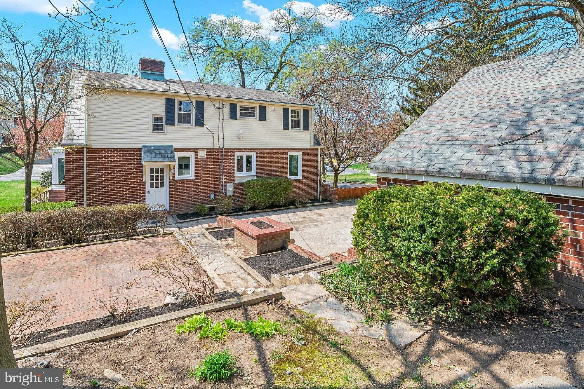 918 Weatherbee Rd photo 55