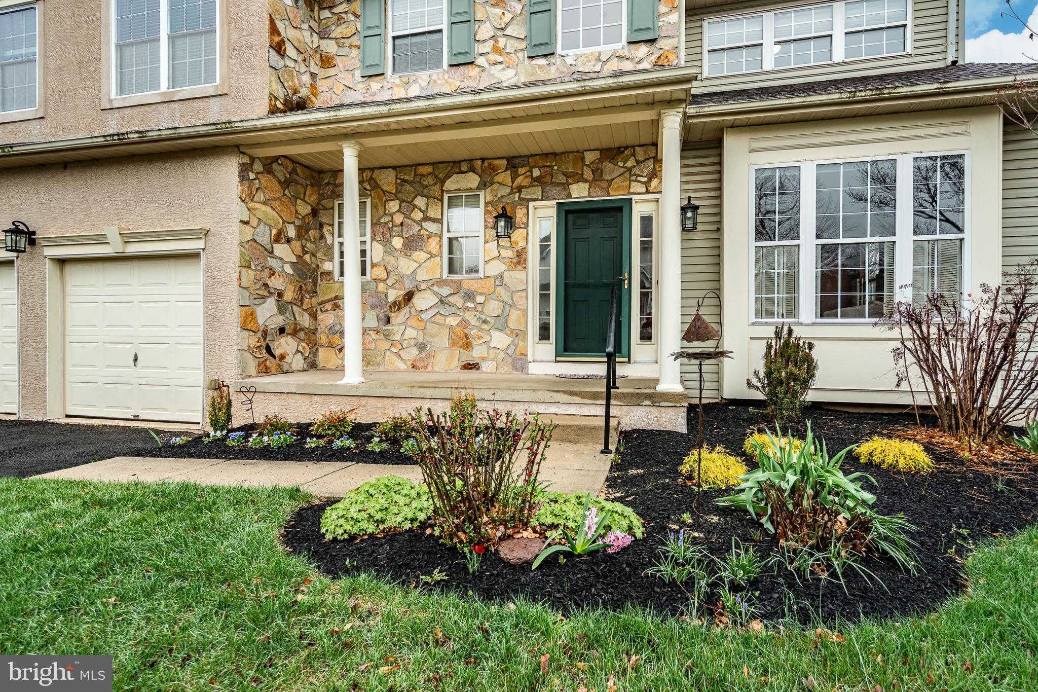 2059 Serendipity Way photo 3