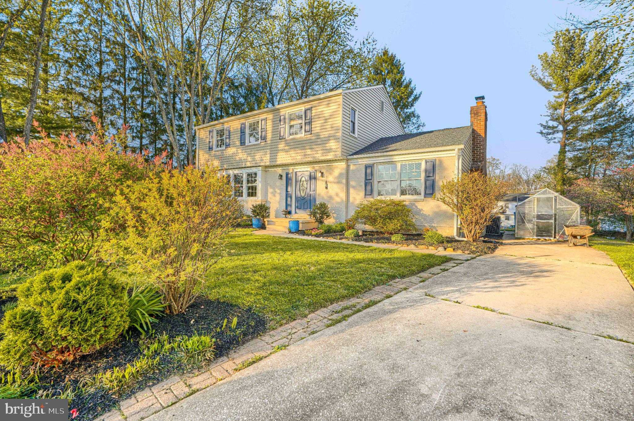 1503 Pinewood CT photo 6