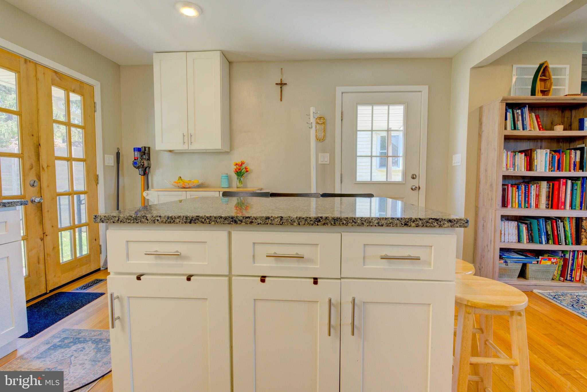 1602 Veirs Mill Rd photo 17