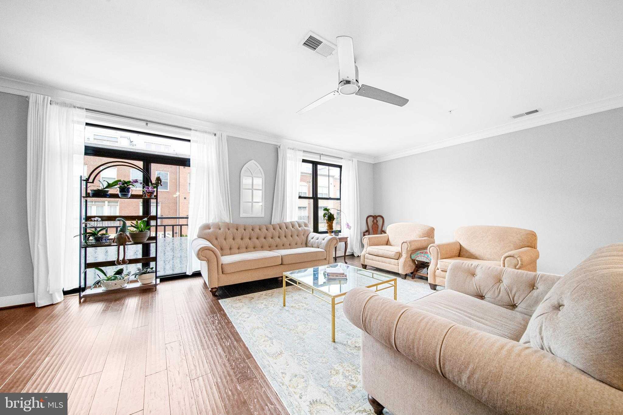 43567 Michigan Sq photo 10