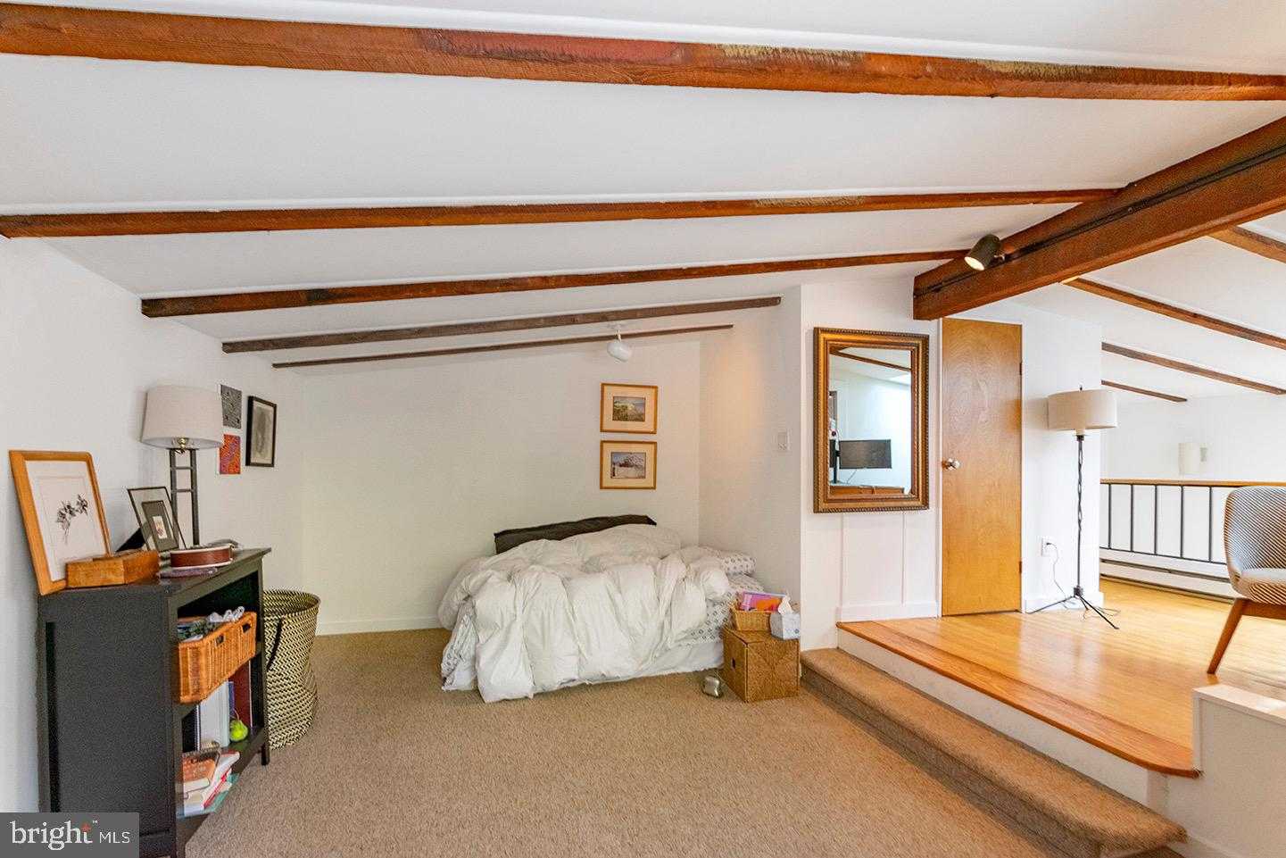 1725 Pine St photo 44