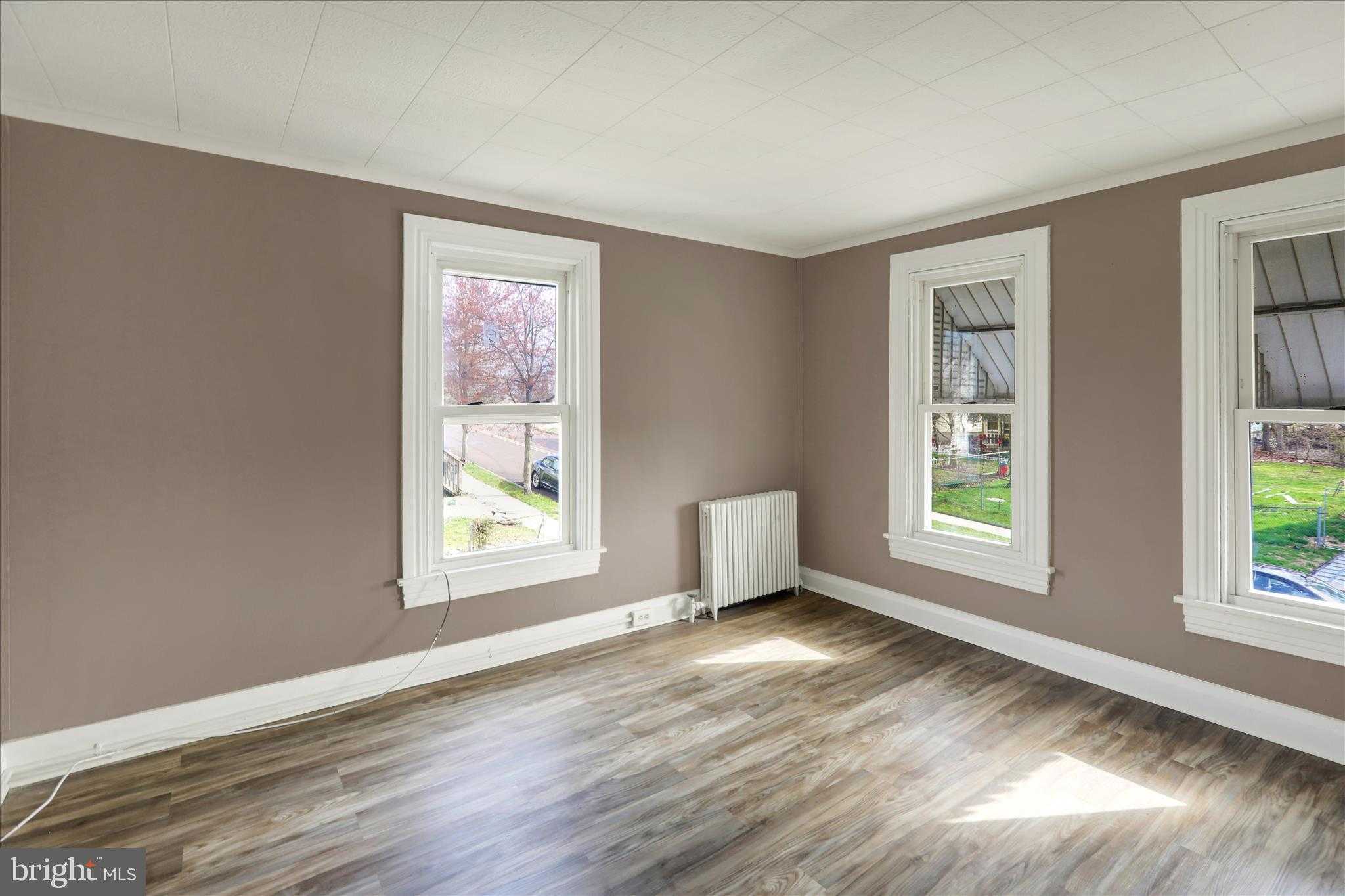 555 West St photo 13