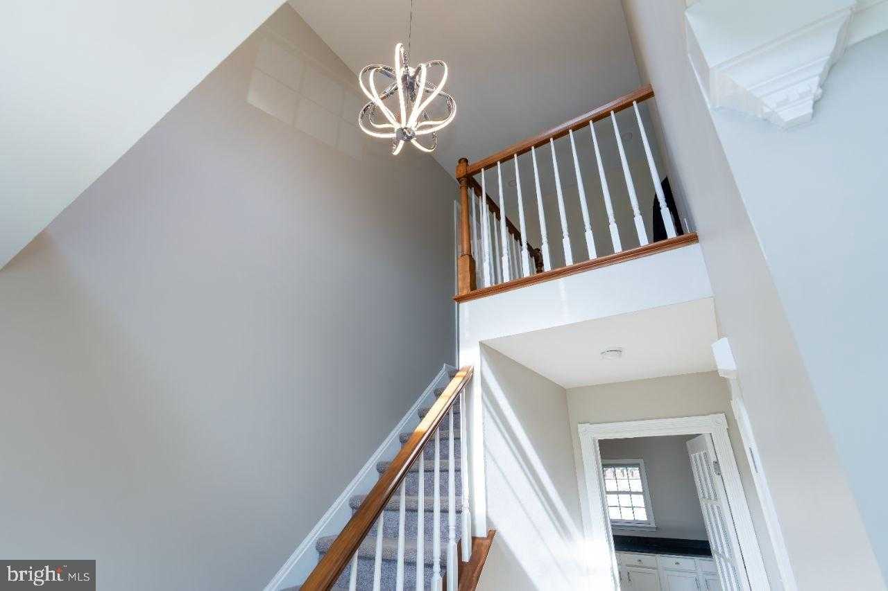 195 Village Spring Ln photo 3