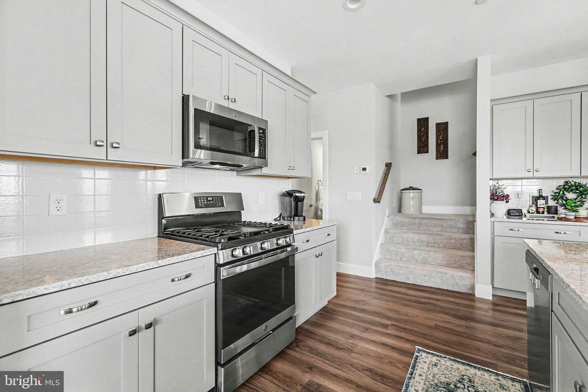 130 Stickley Dr photo 6