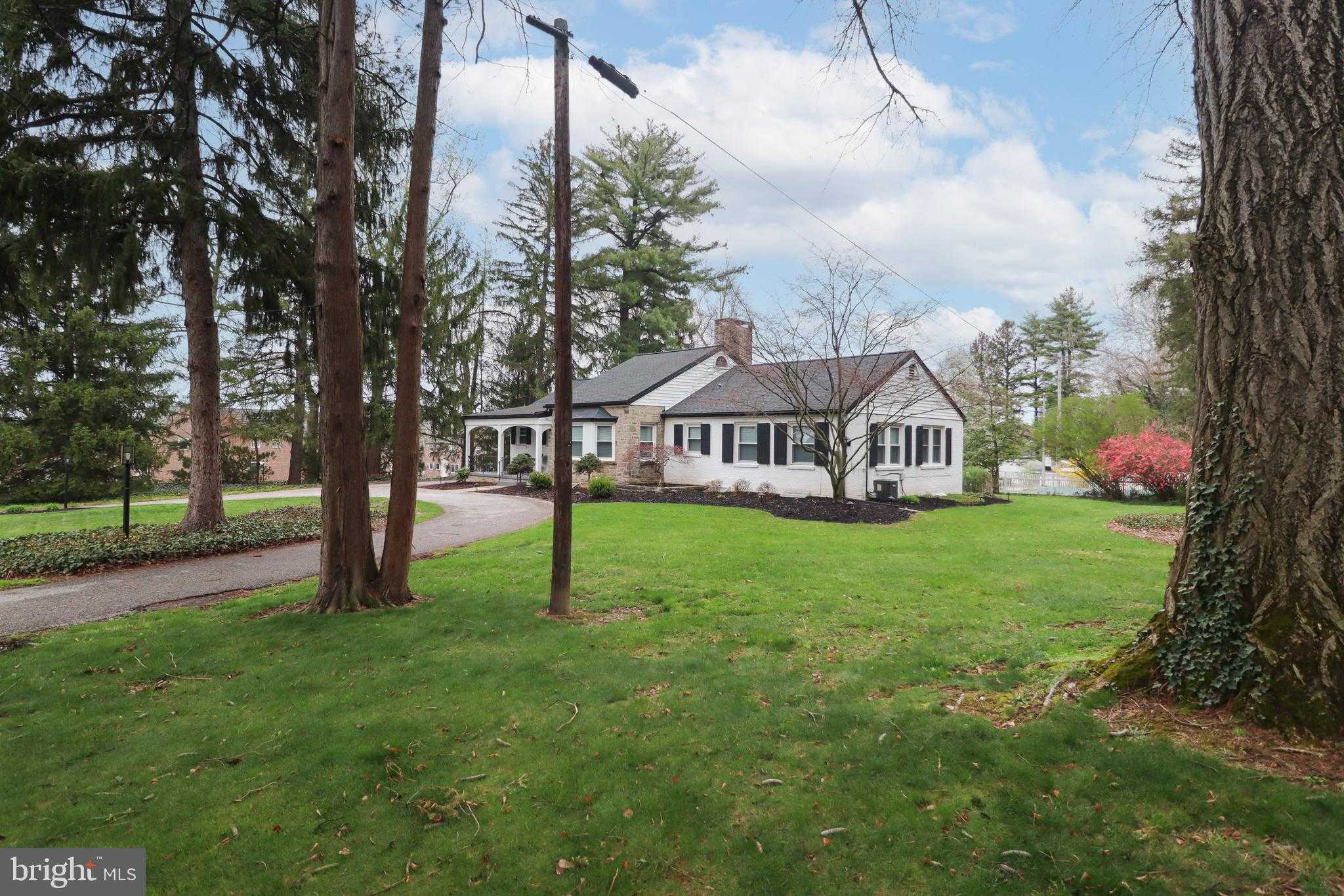 1023 Brockie Dr photo 58