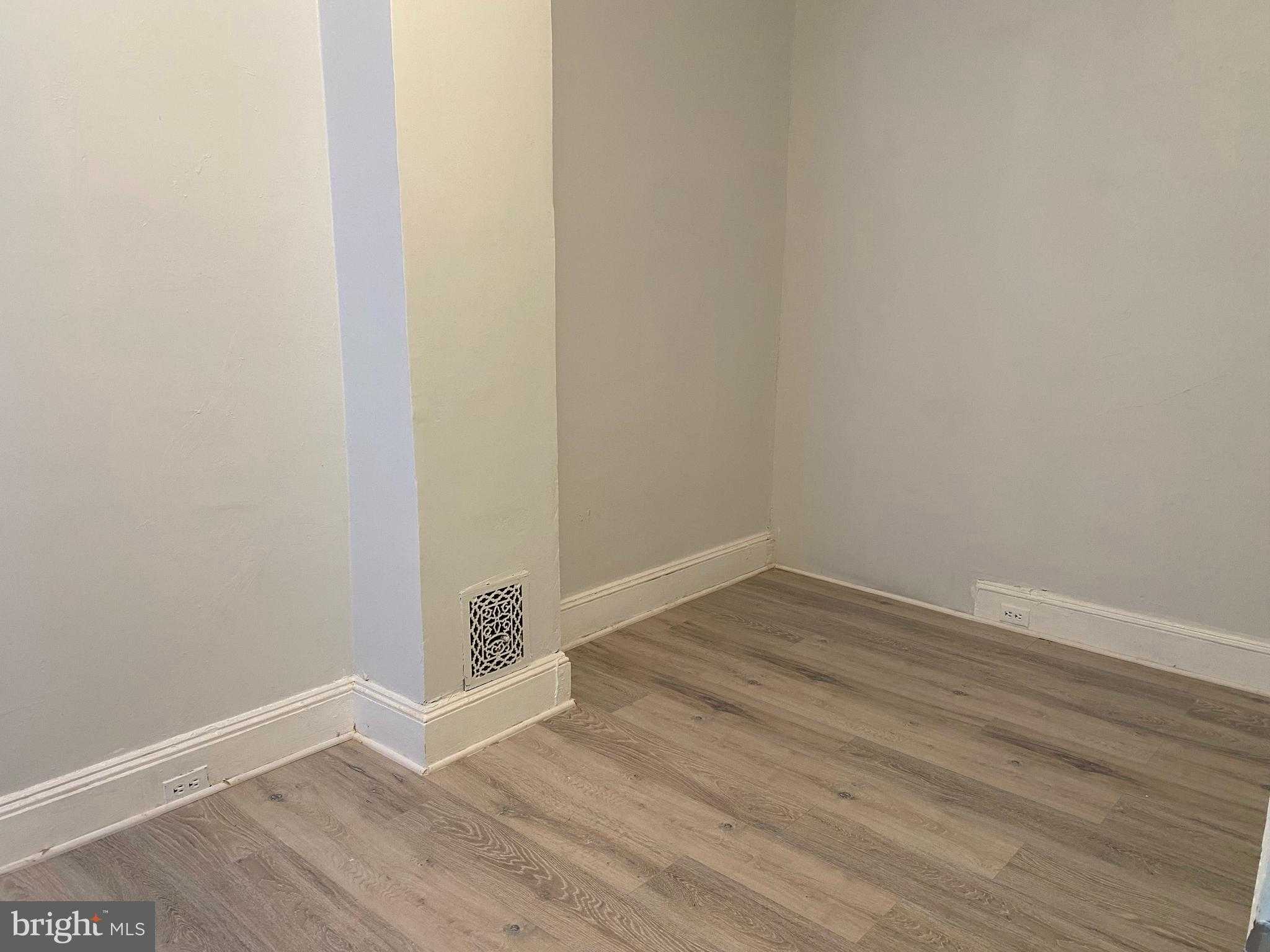 6033 Kershaw St photo 26