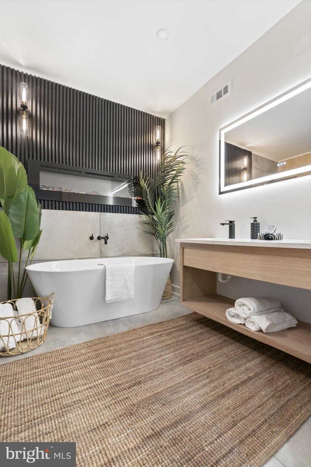 1146 N 3rd St photo 32