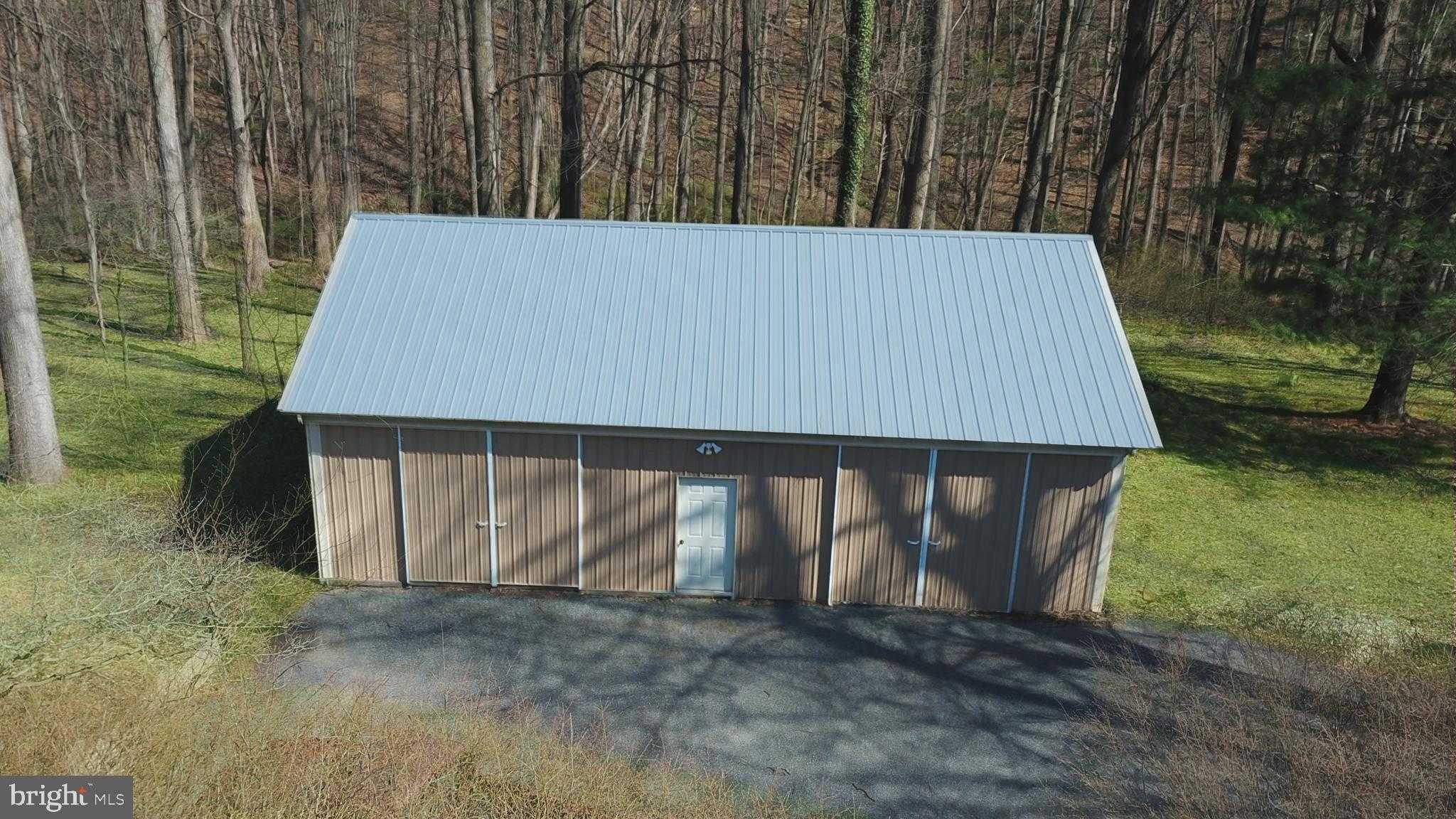 2712 Crystal Ln photo 5