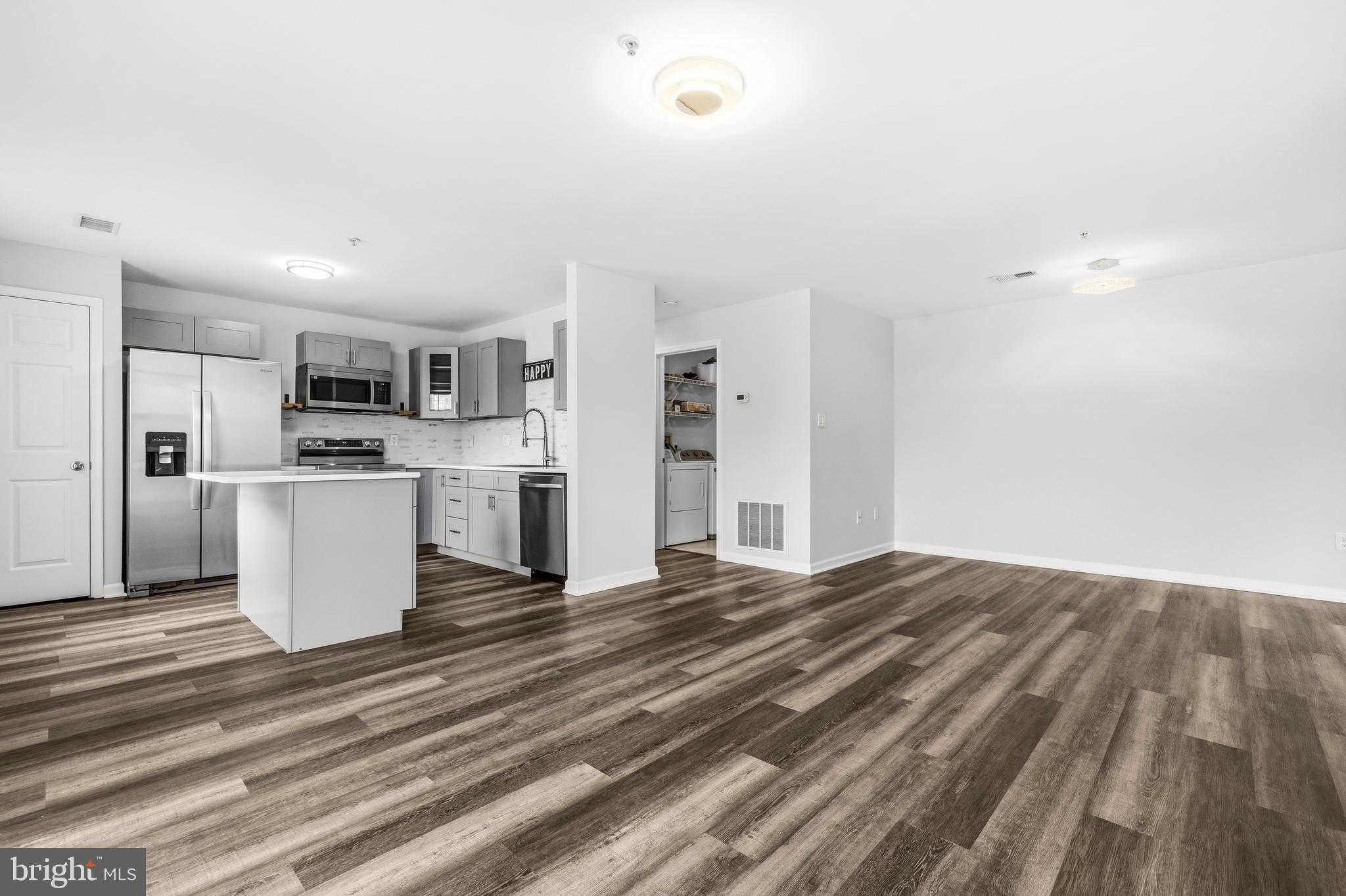 6413 Weatherby CT photo 5