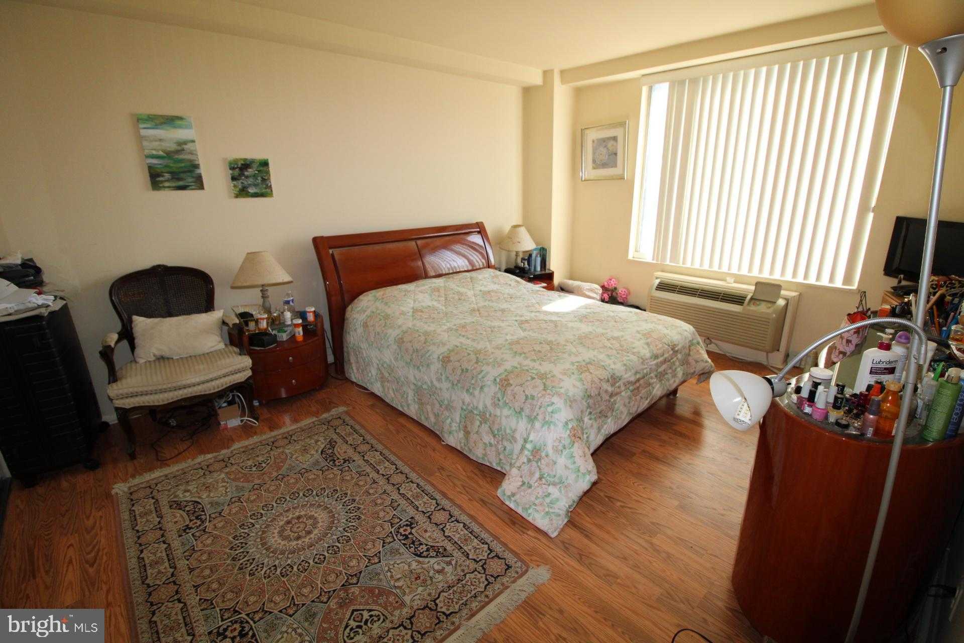 9701 Fields Rd Apt 407 photo 7