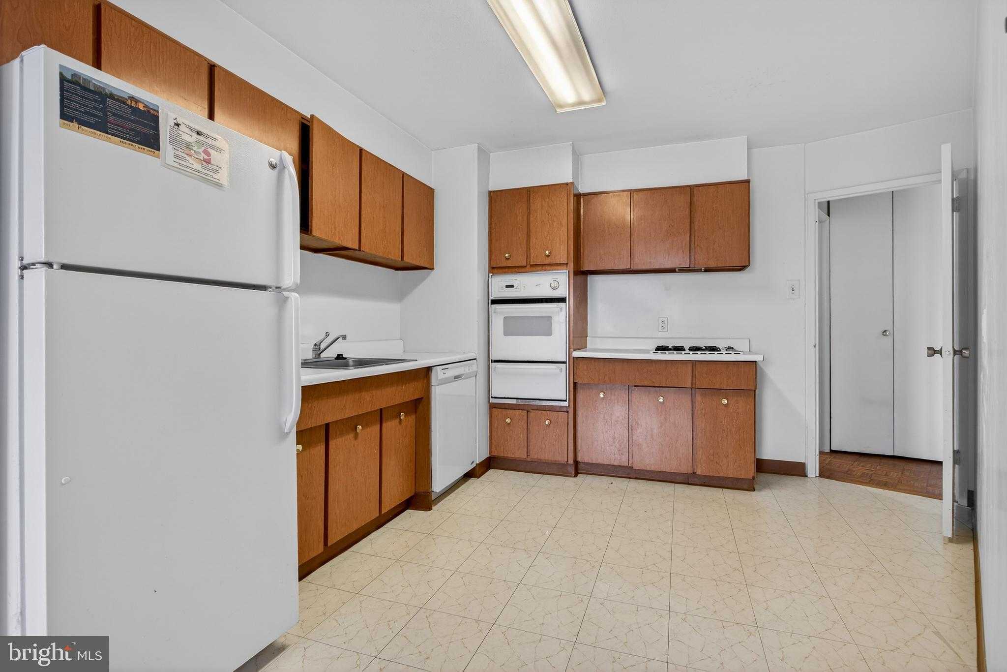 2401 Pennsylvania Ave Apt 10b22 photo 13