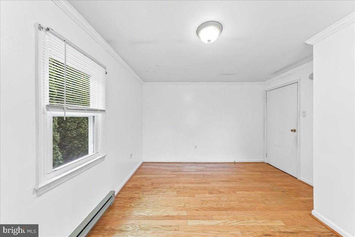 510 3rd Ave photo 21