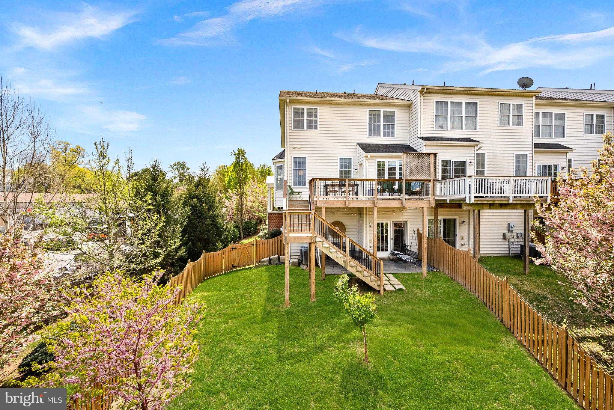 200 Croft Sq photo 48