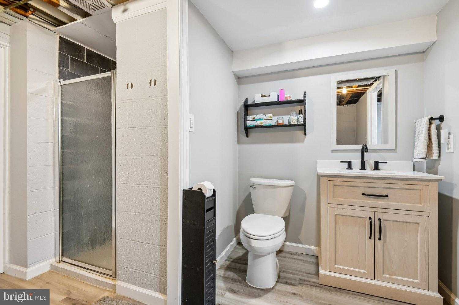 438 Hook Rd photo 50