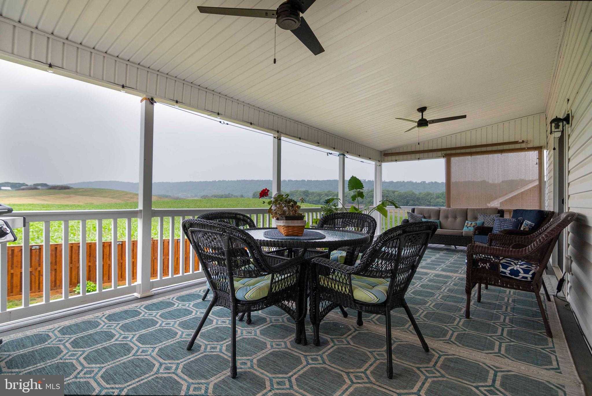 93 Orpington Dr photo 25