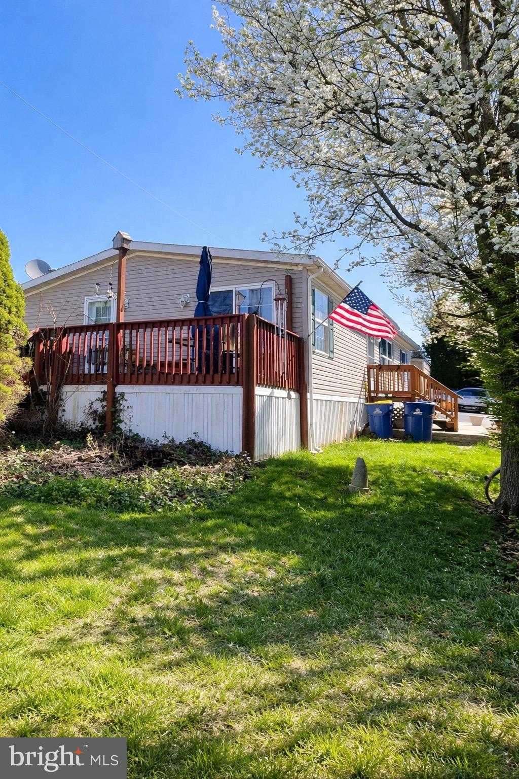 116 Erica Cir photo 3