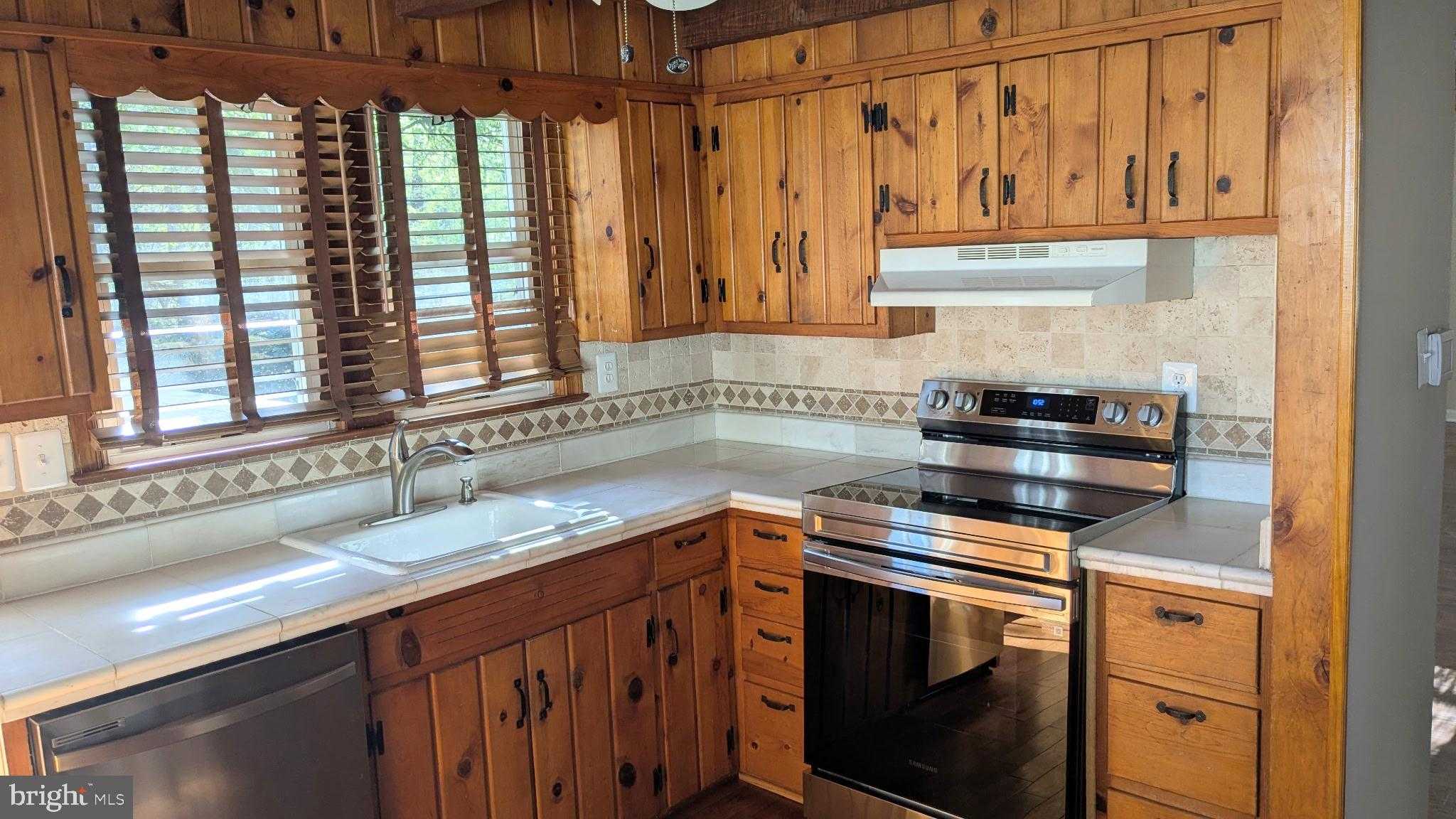 29911 Woodland Cir photo 4