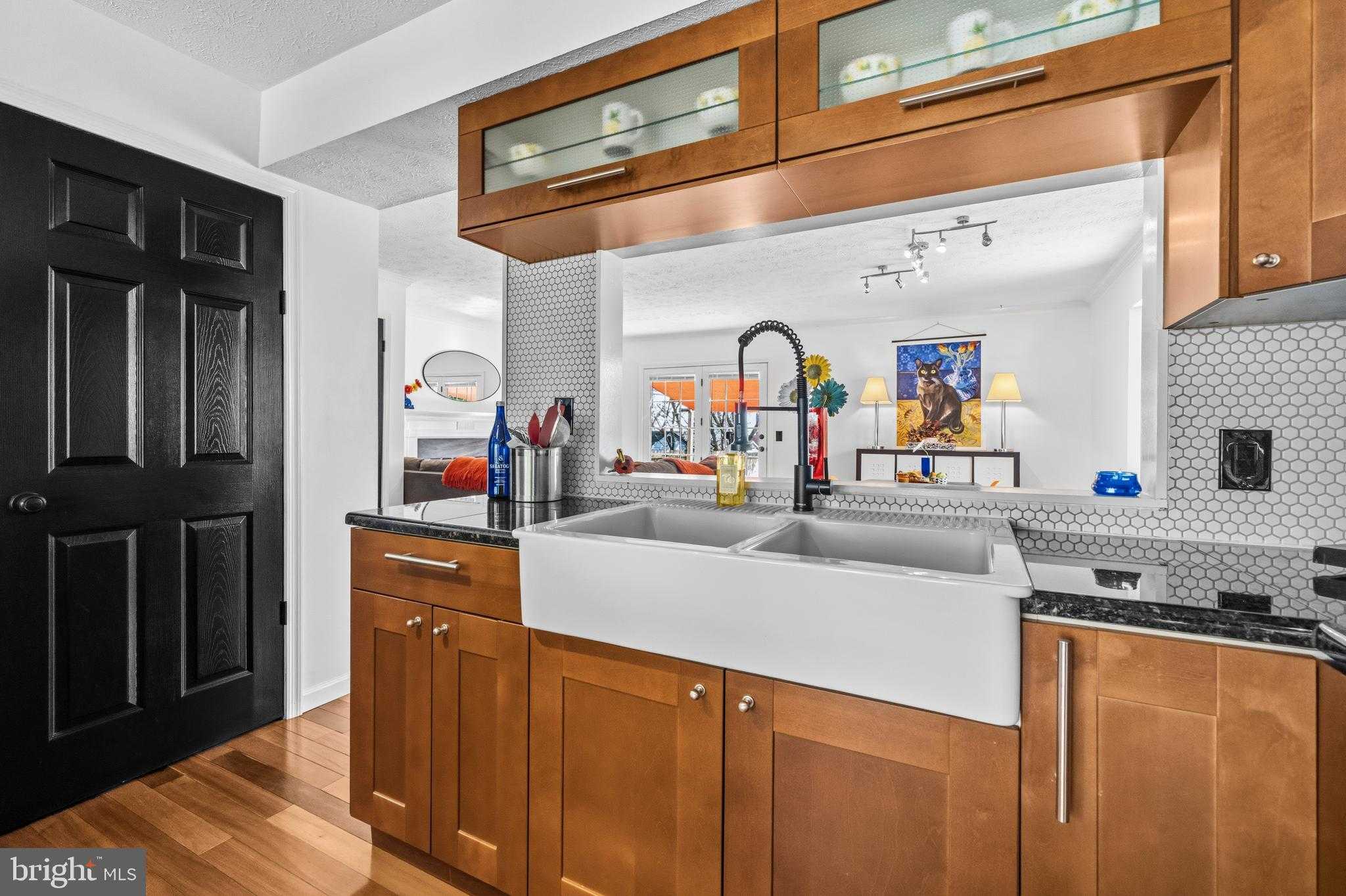 3421 Halifax CT photo 11