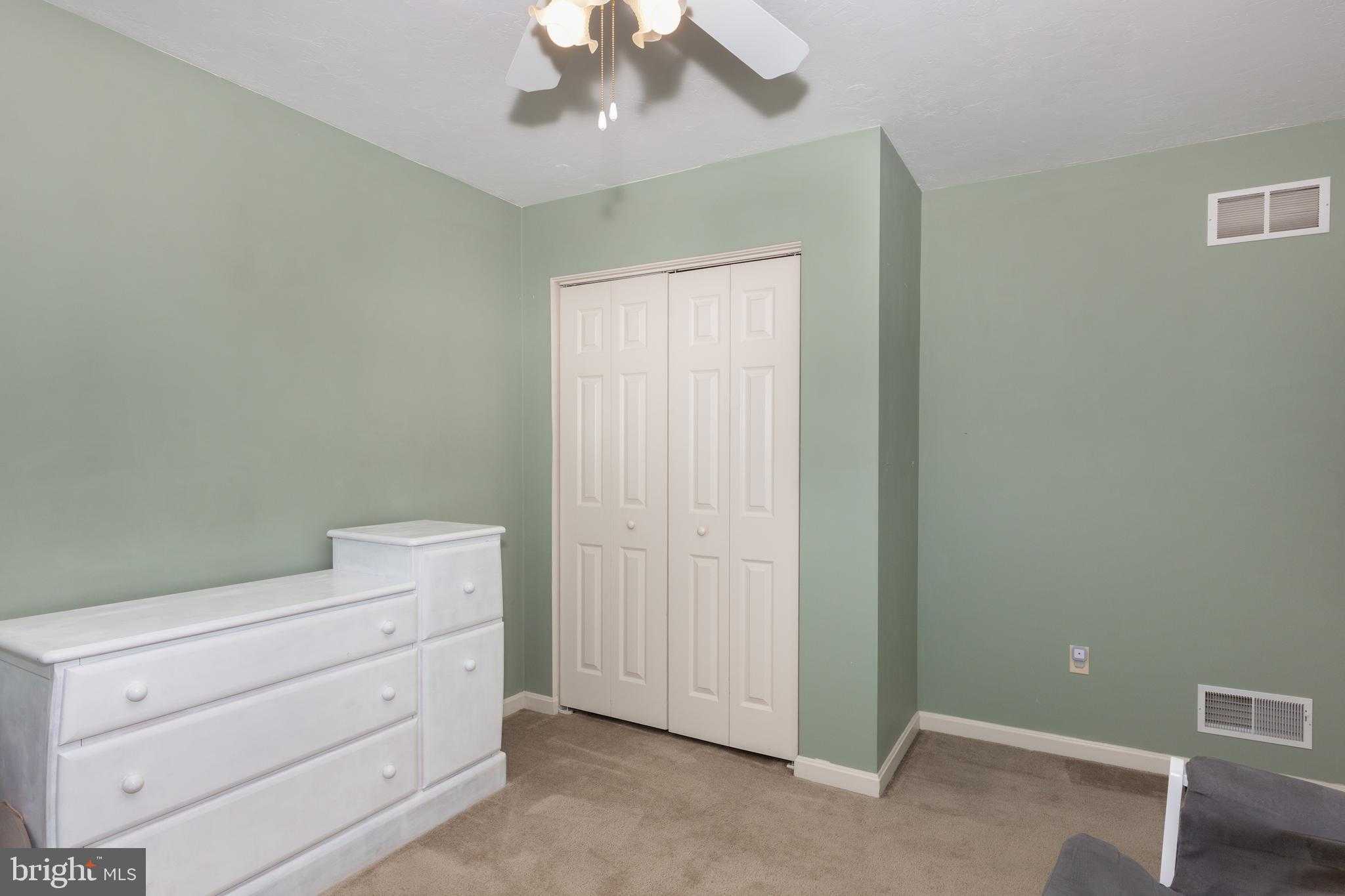 192 Marion Rd photo 23