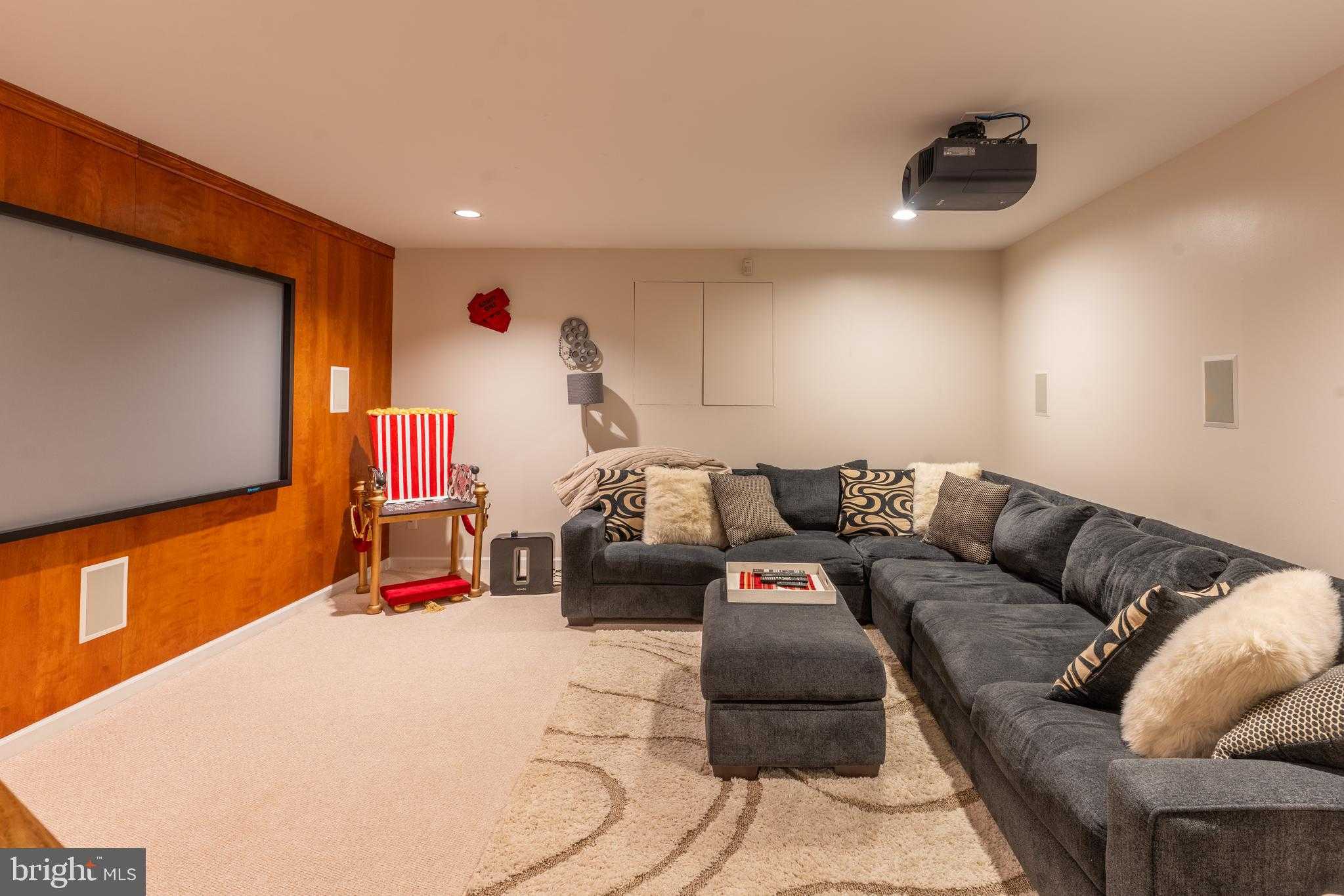 925 Morgan Rd photo 39