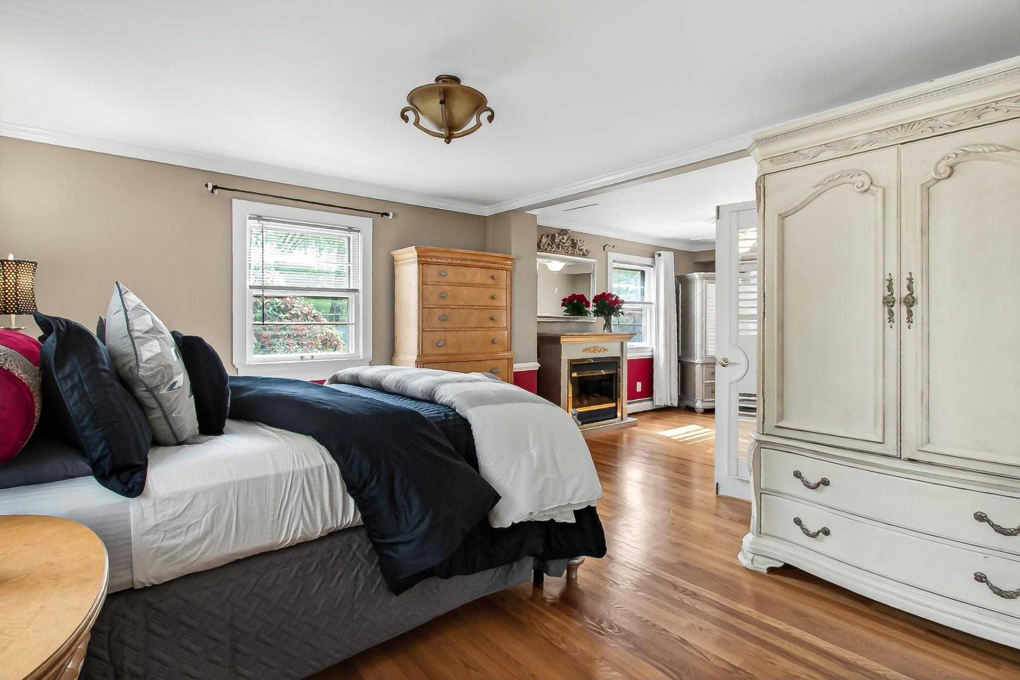 7052 Wardell St photo 21