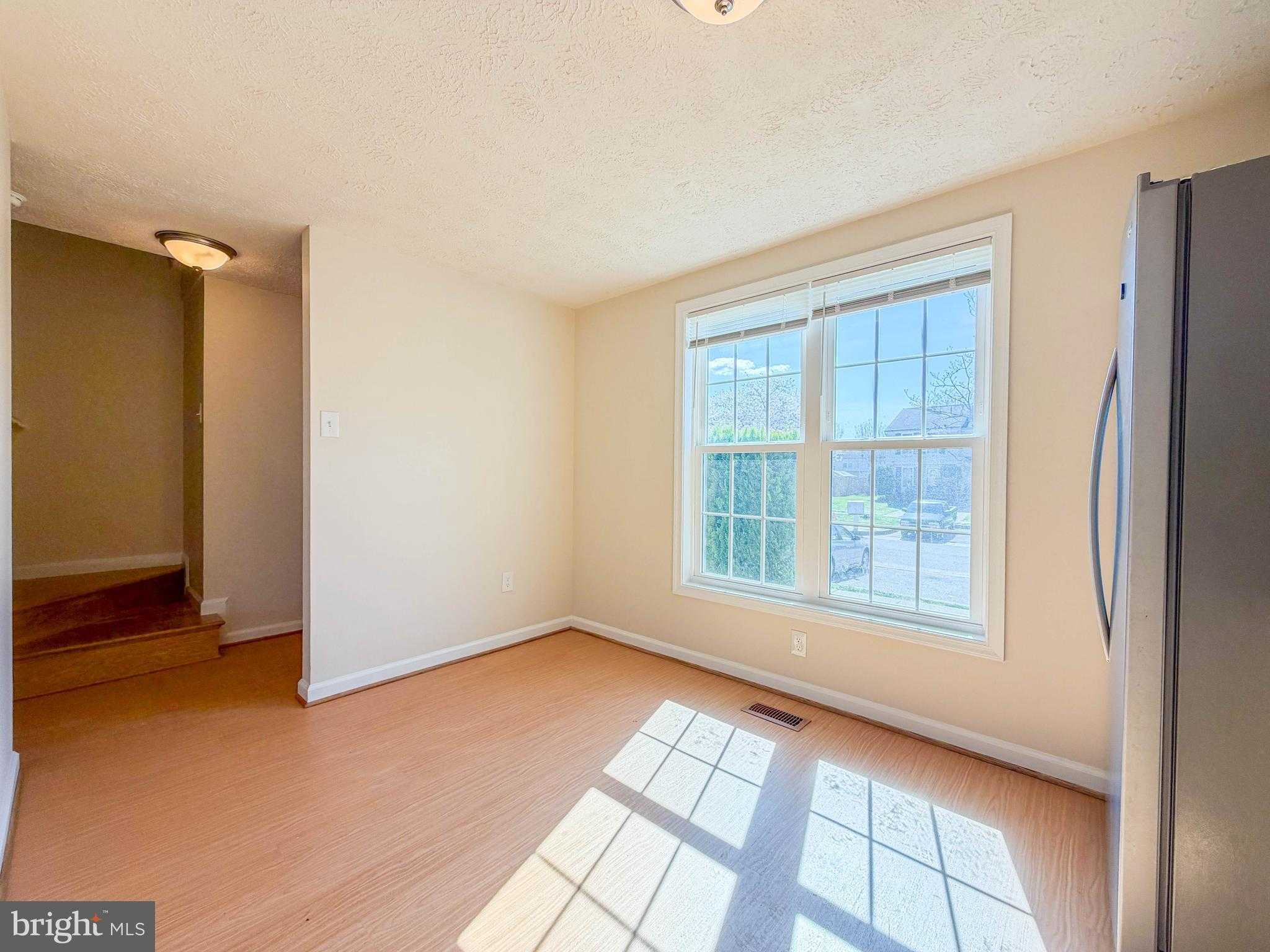 54 Triple Crown CT photo 7