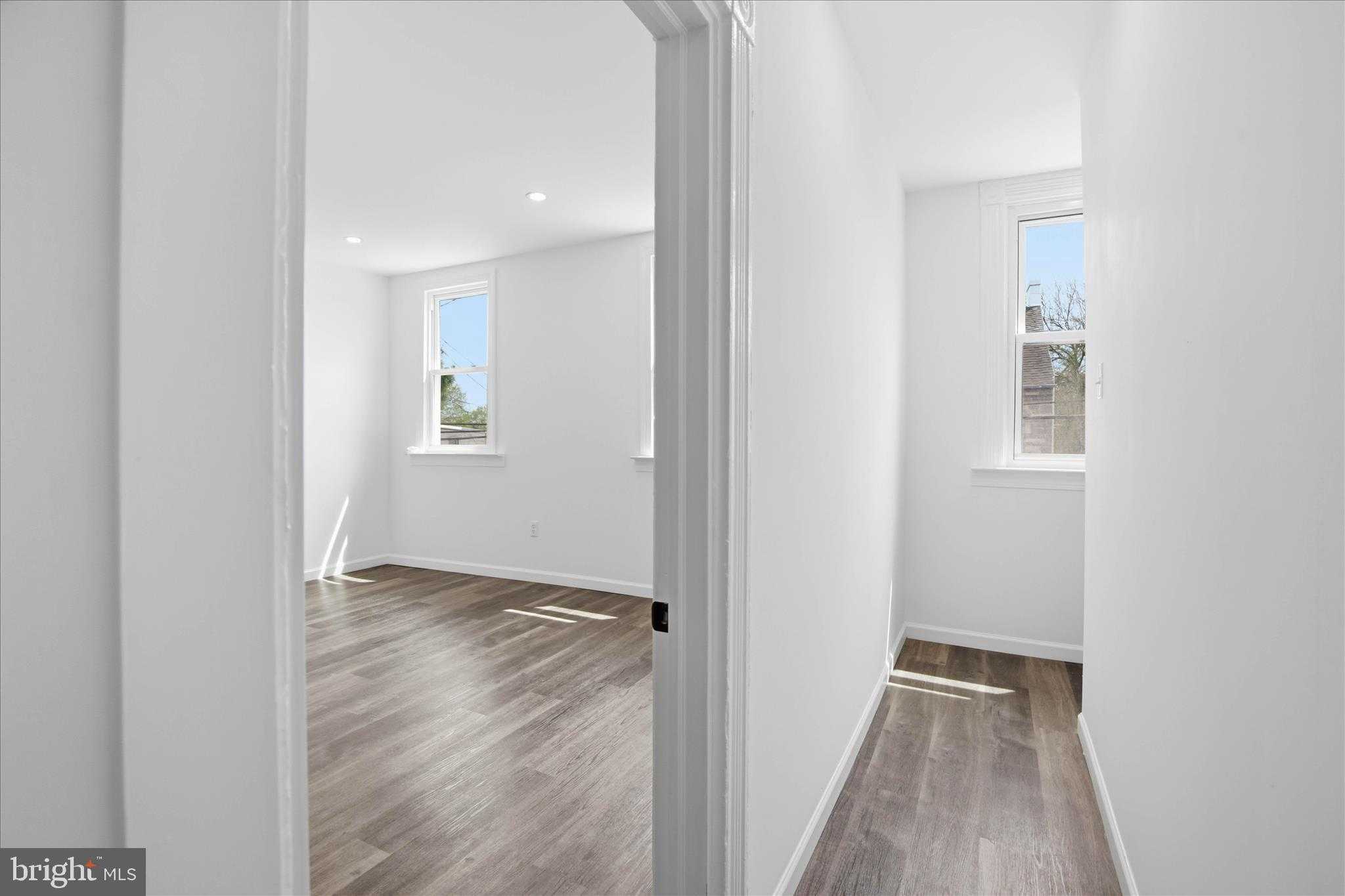 751 High St photo 23