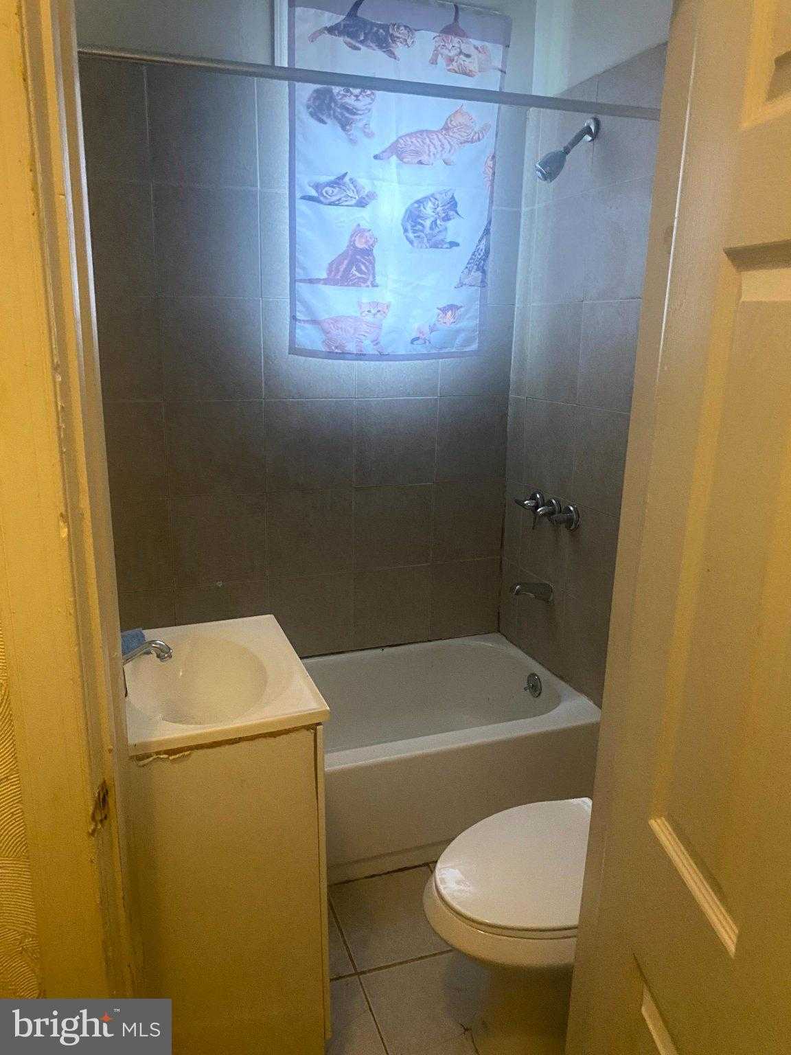 2364 N Cleveland St photo 12