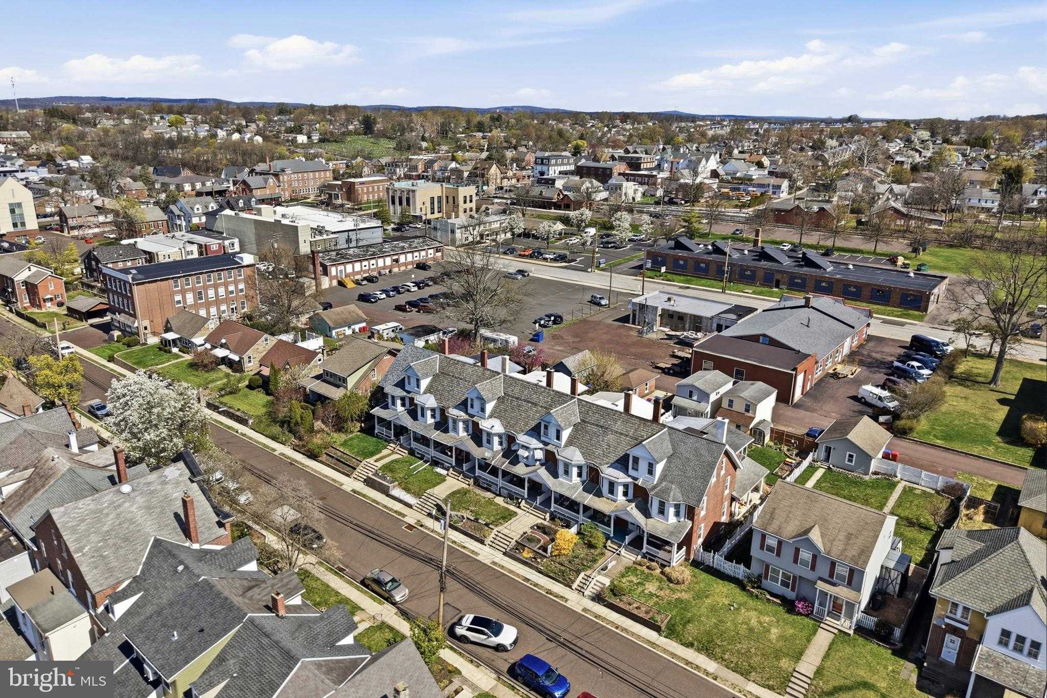 39 Penn Ave photo 28