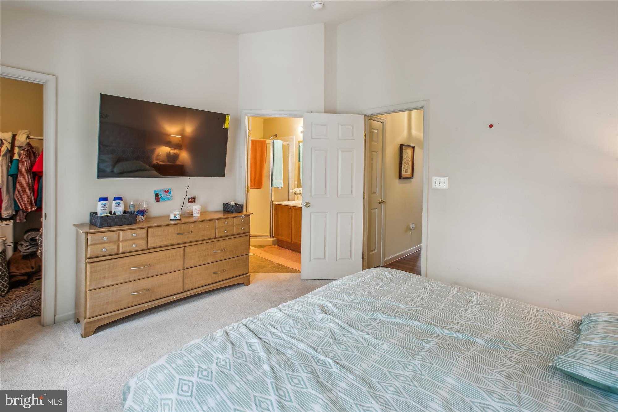 942 Monet Dr photo 39