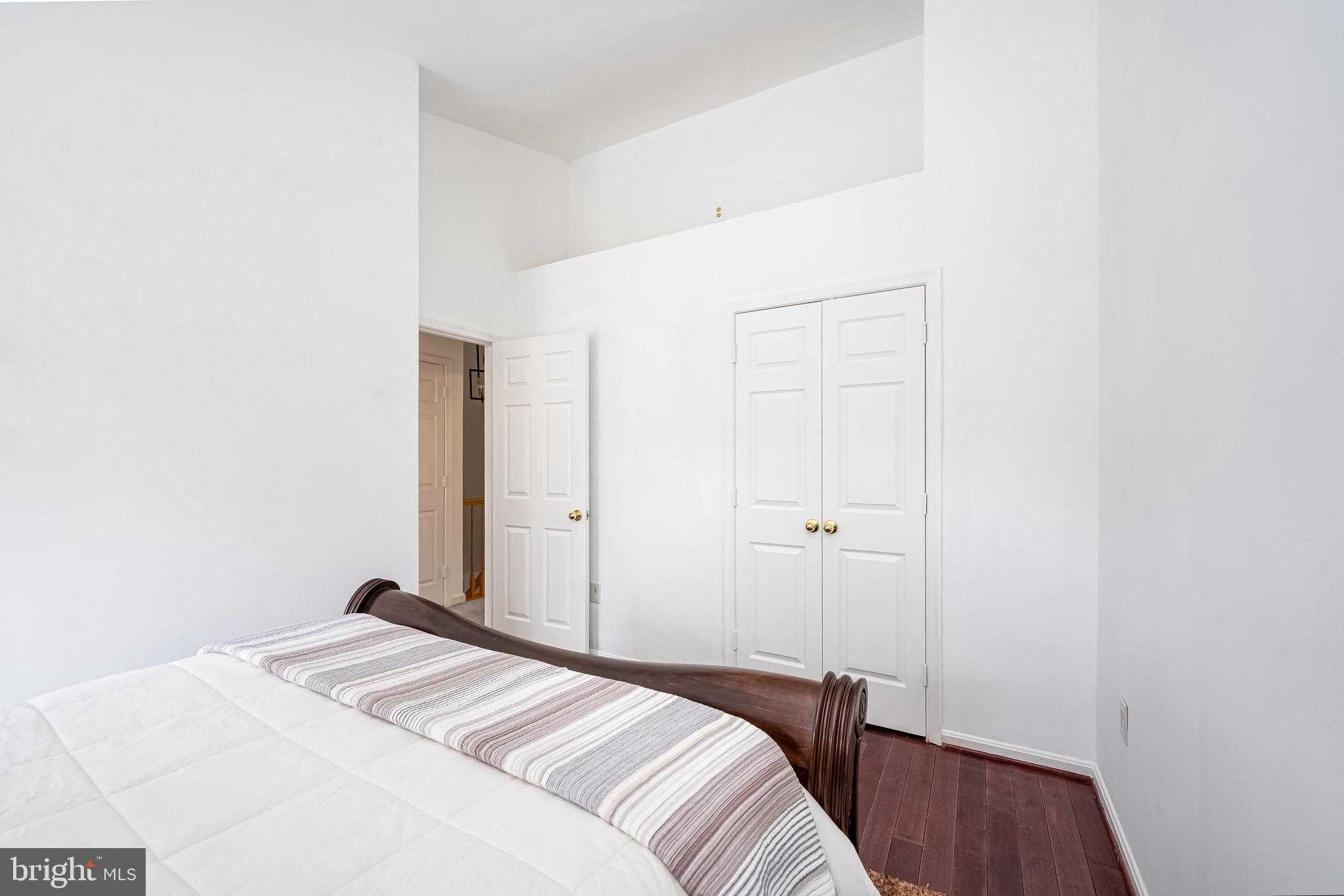 1933 Beecham Ct photo 33