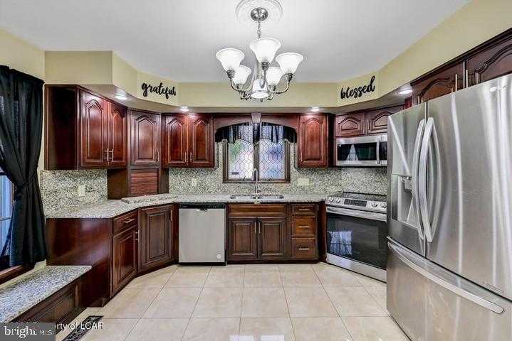 1424 E Broad St photo 22