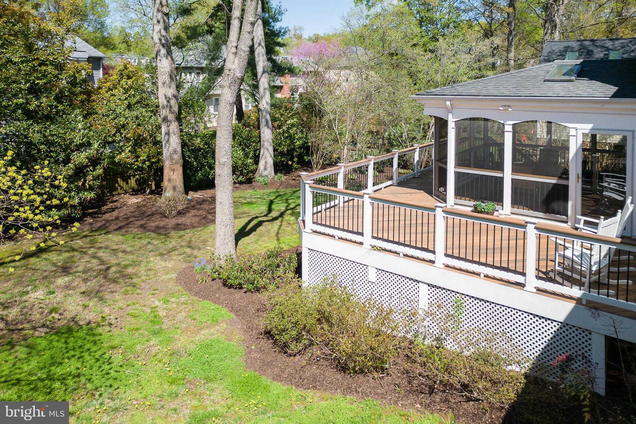 8306 Crown Court Rd photo 2