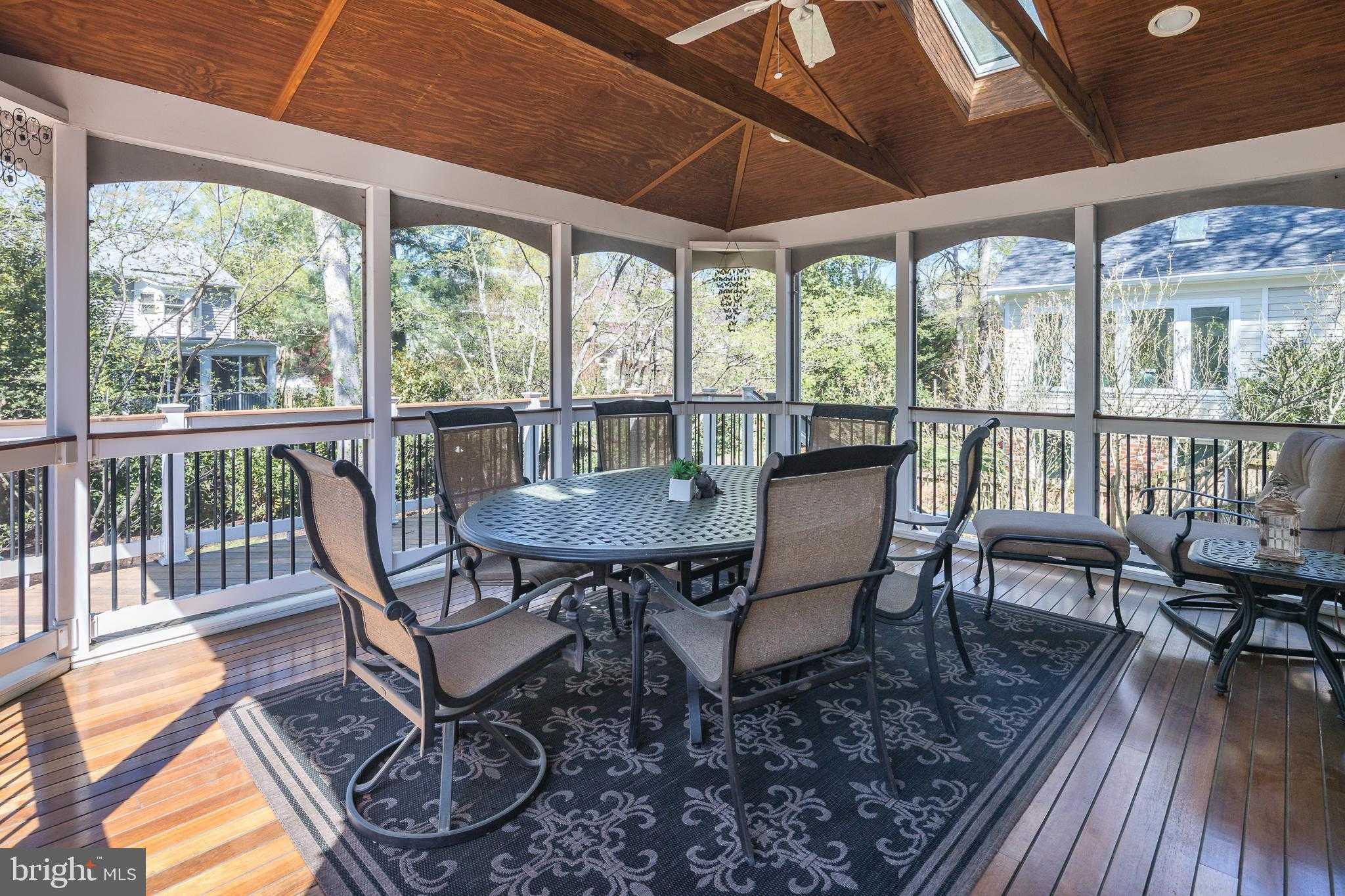 8306 Crown Court Rd photo 8