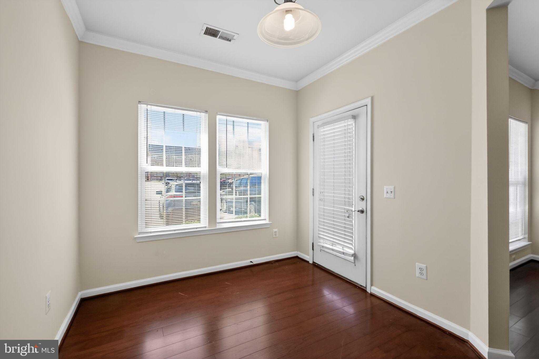 1624 Hardwick CT Unit 104 photo 7