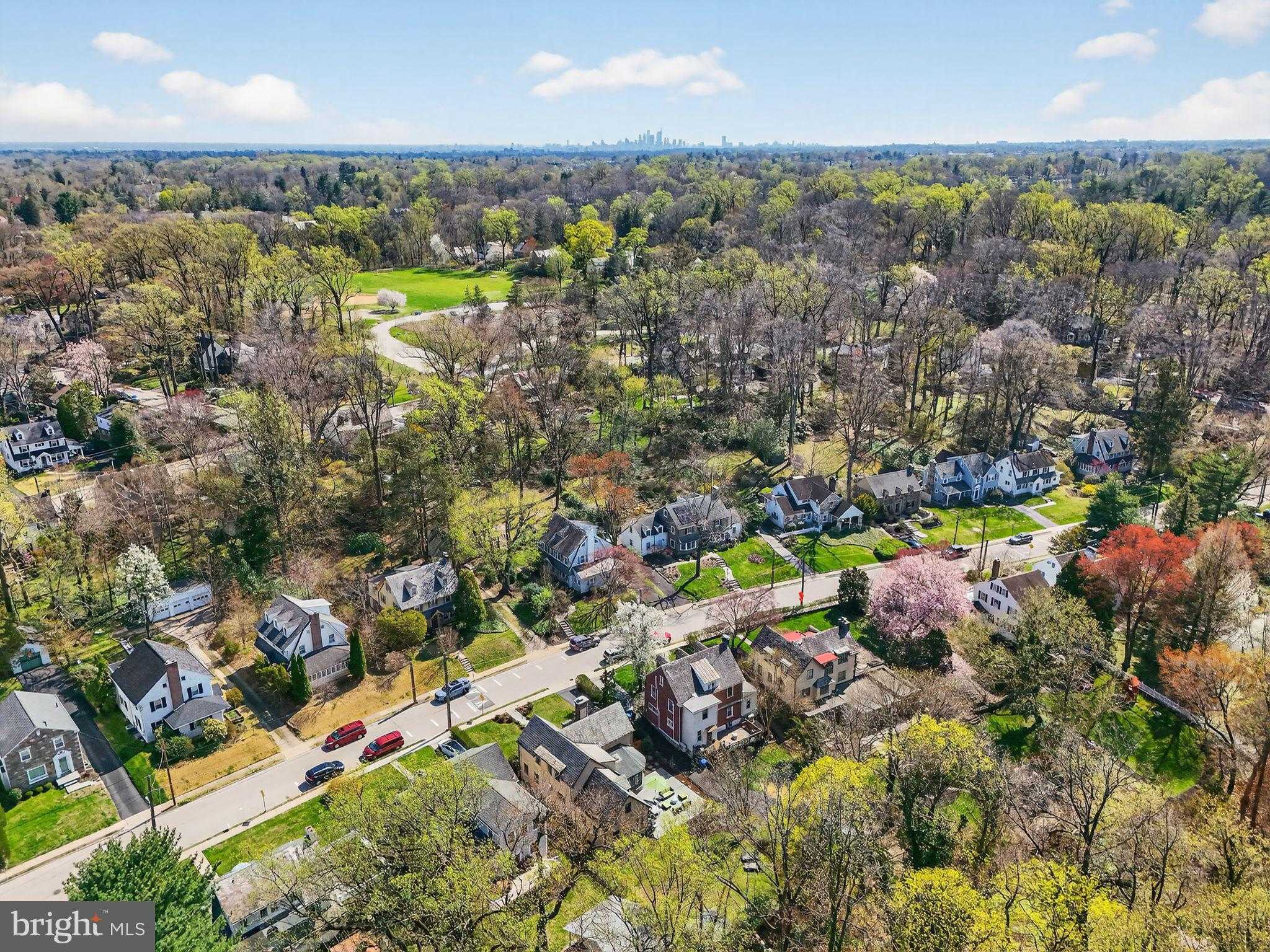 113 Waverly Rd photo 36