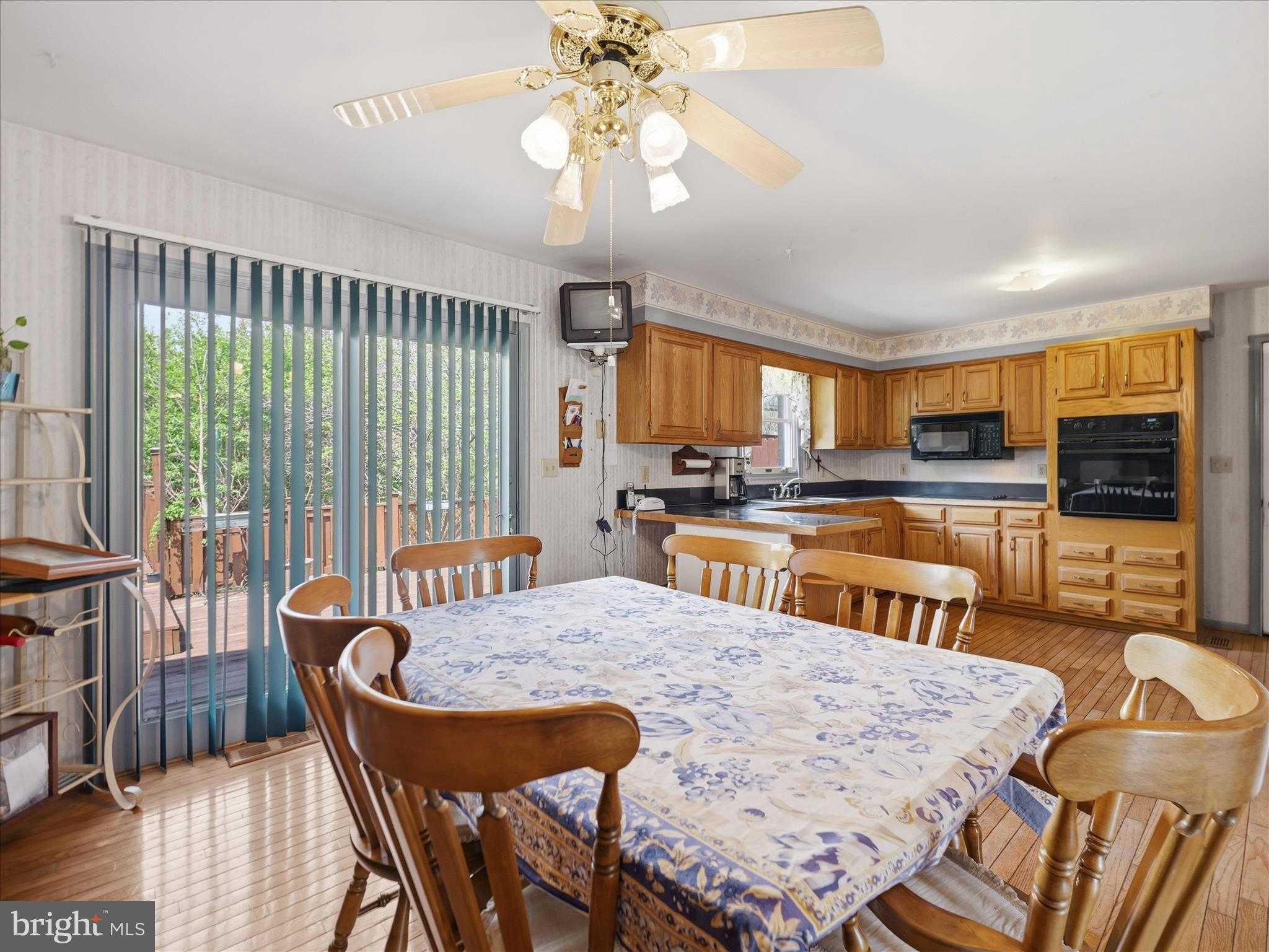 8 Taylor Dr photo 15