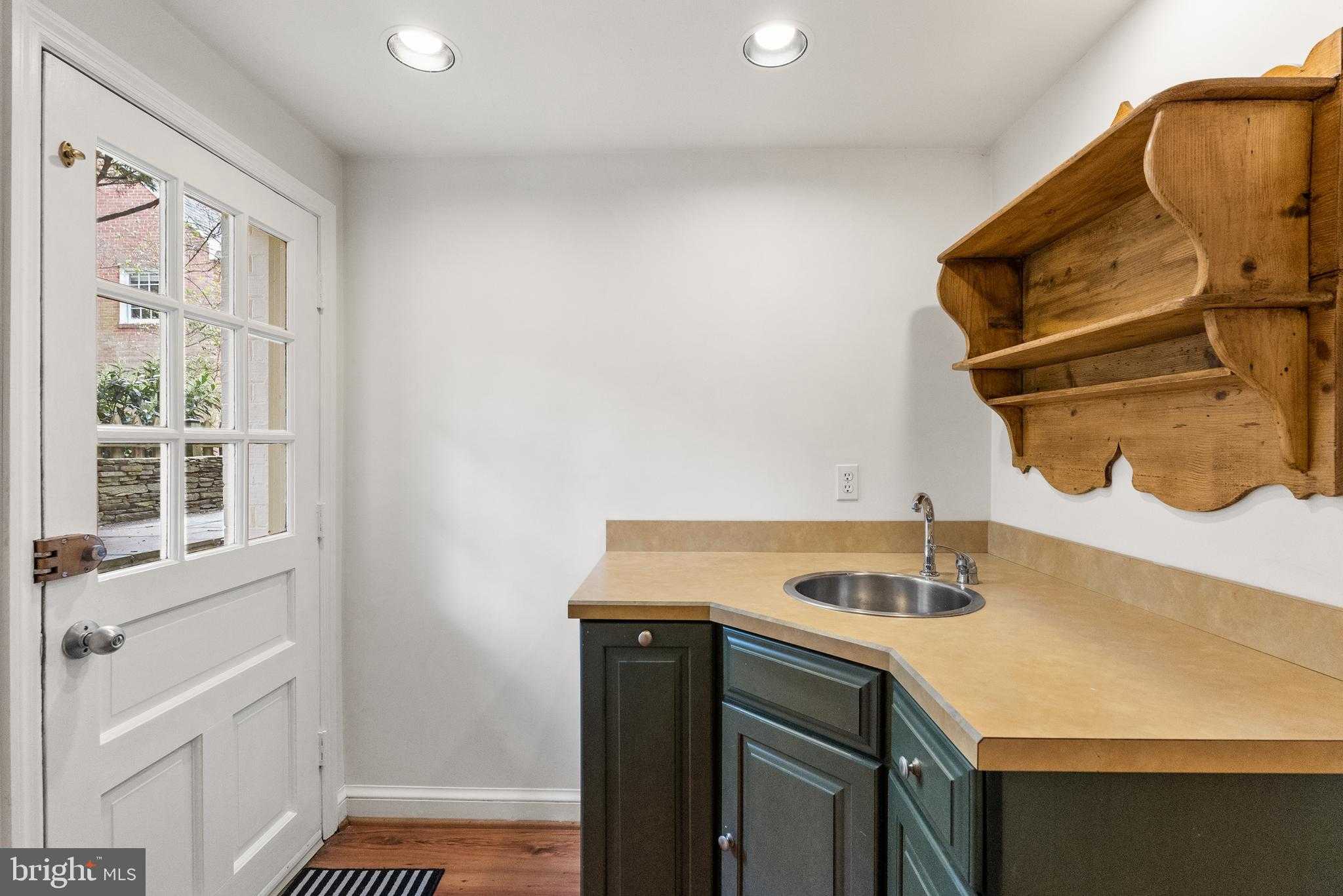 5202 Portsmouth Rd photo 32