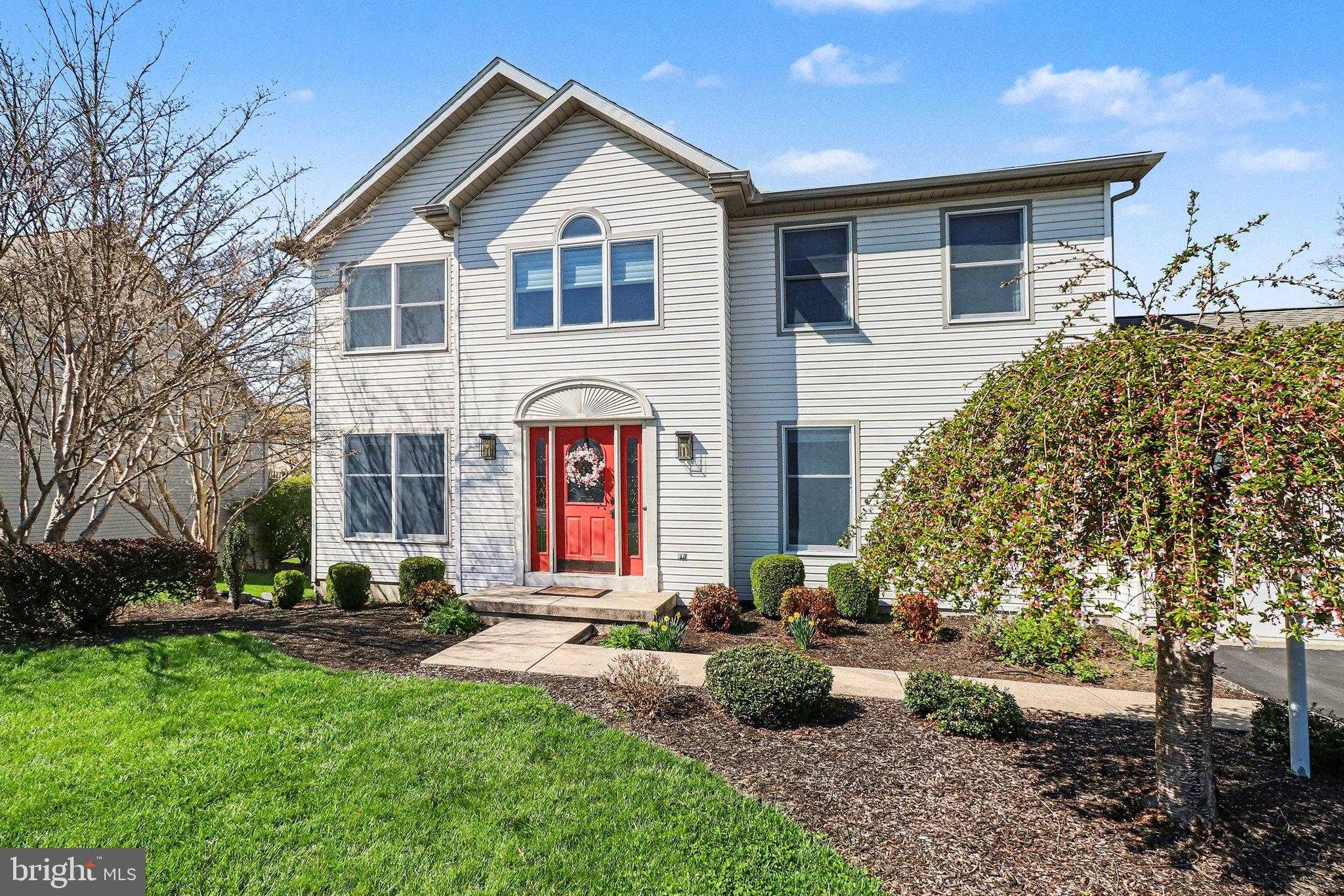 6126 Chatham CT photo 2