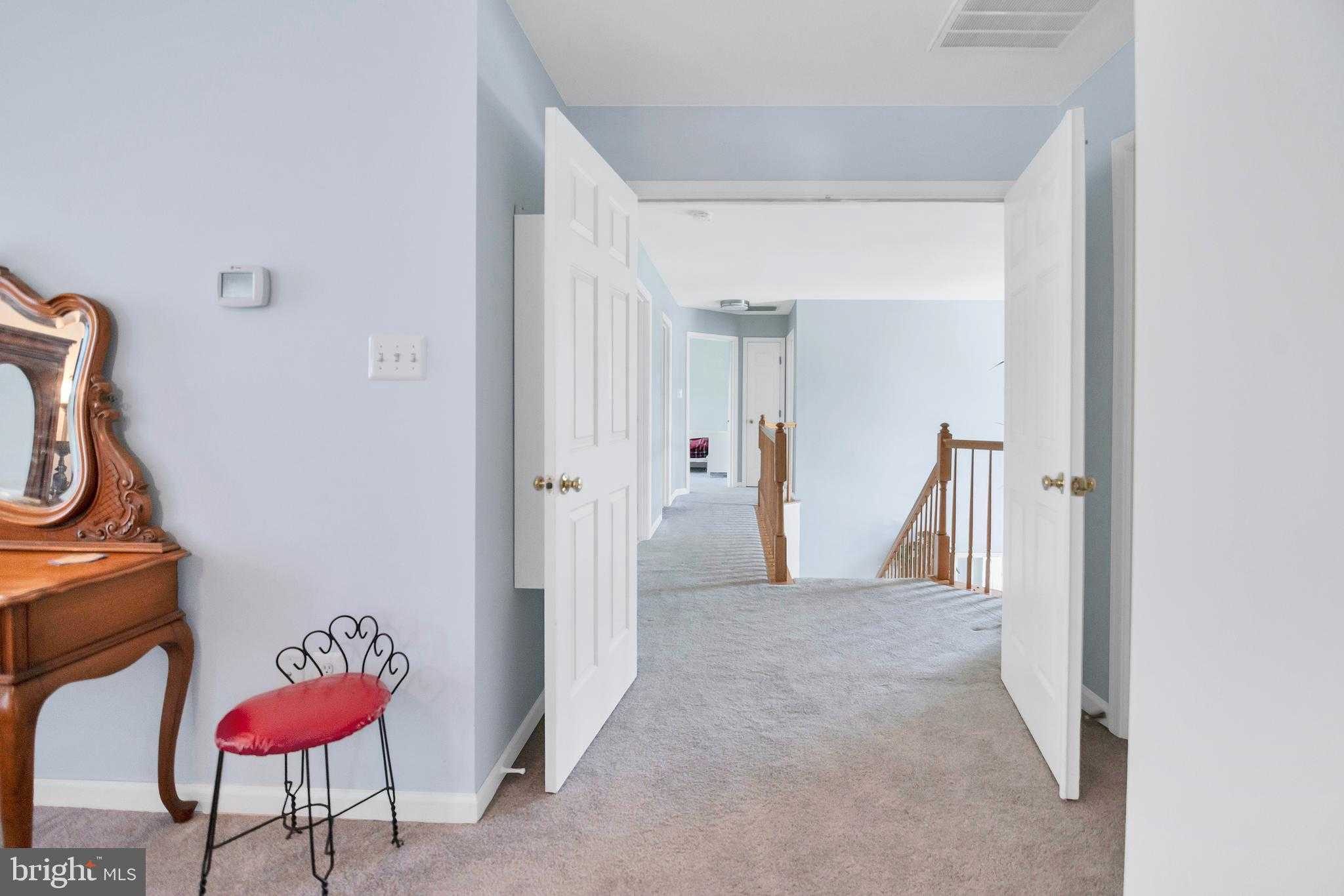 1810 Beech CT photo 58