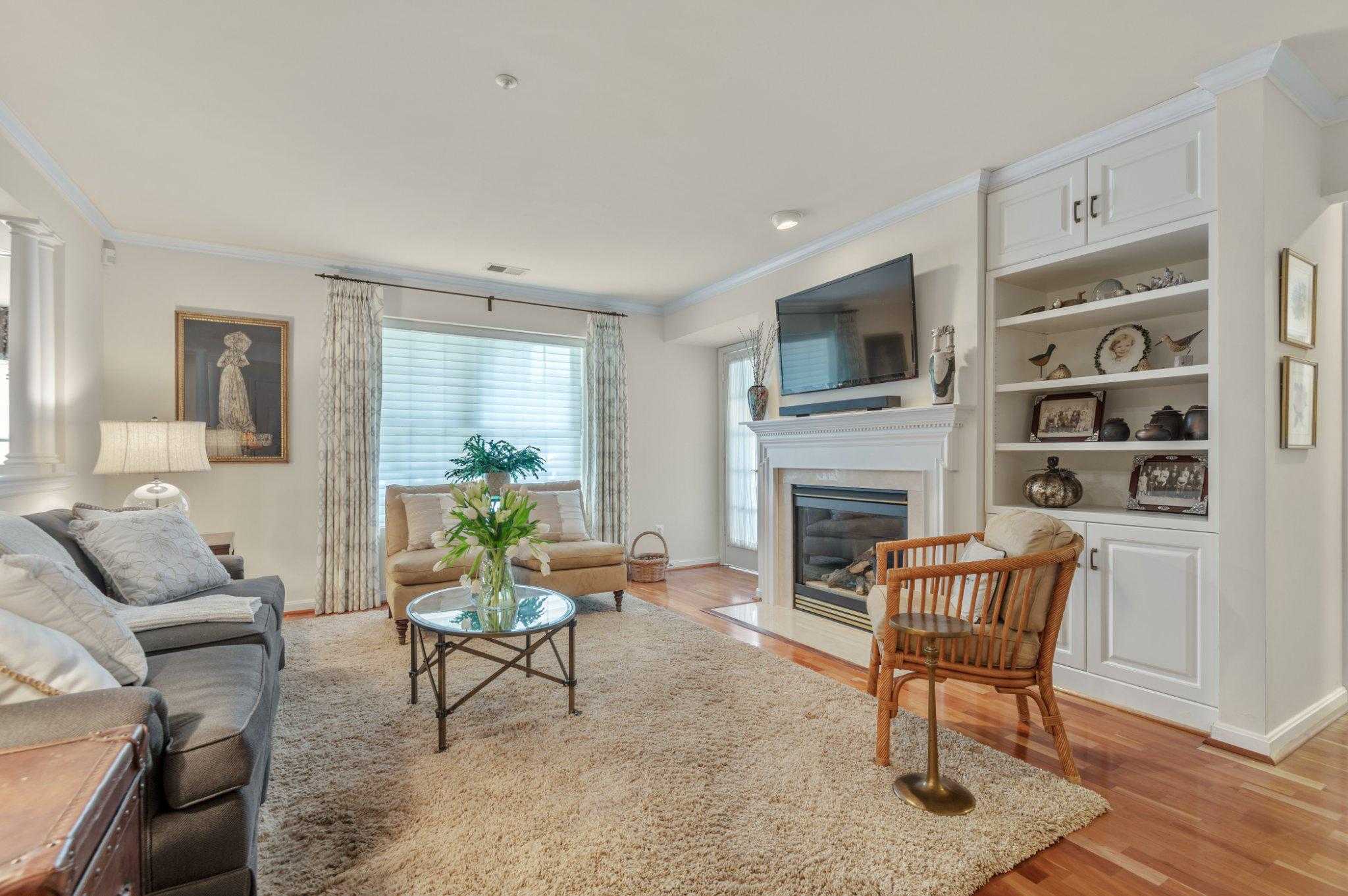 600 Straffan Dr Unit 106 photo 2